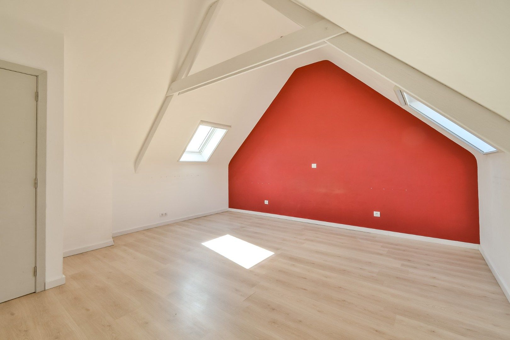 Instapklare en energiezuinige woning in het hart van Kortemark! foto 14