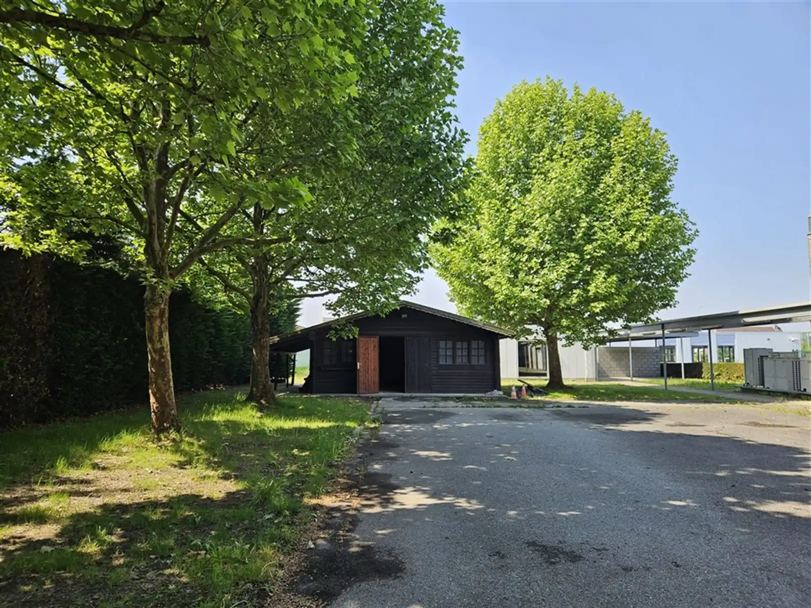 Polyvalente magazijnen/kantoren foto 11