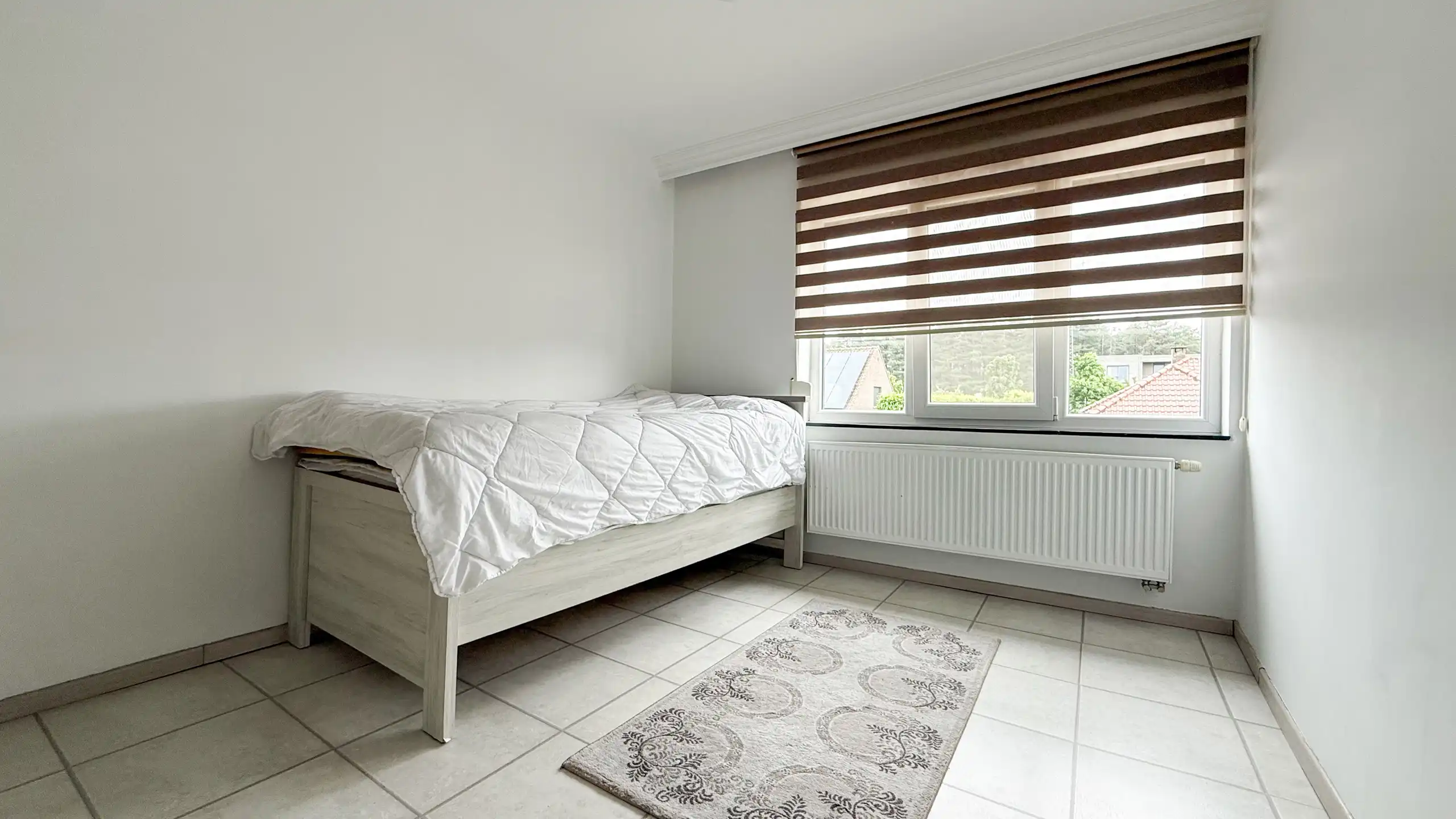 Halfopen woning met tuin en dubbele garage in H-Z! foto 33