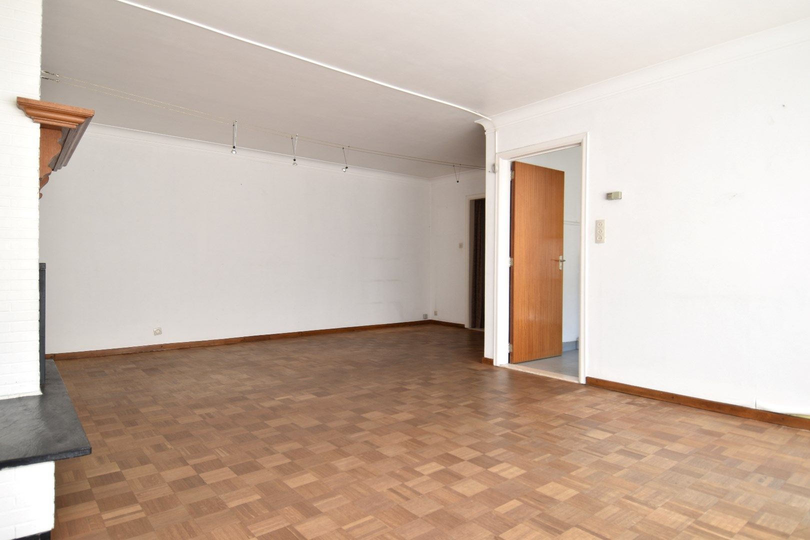 Instapklaar 2-slaapkamerappartement met terras te koop in Gullegem-centrum foto 6