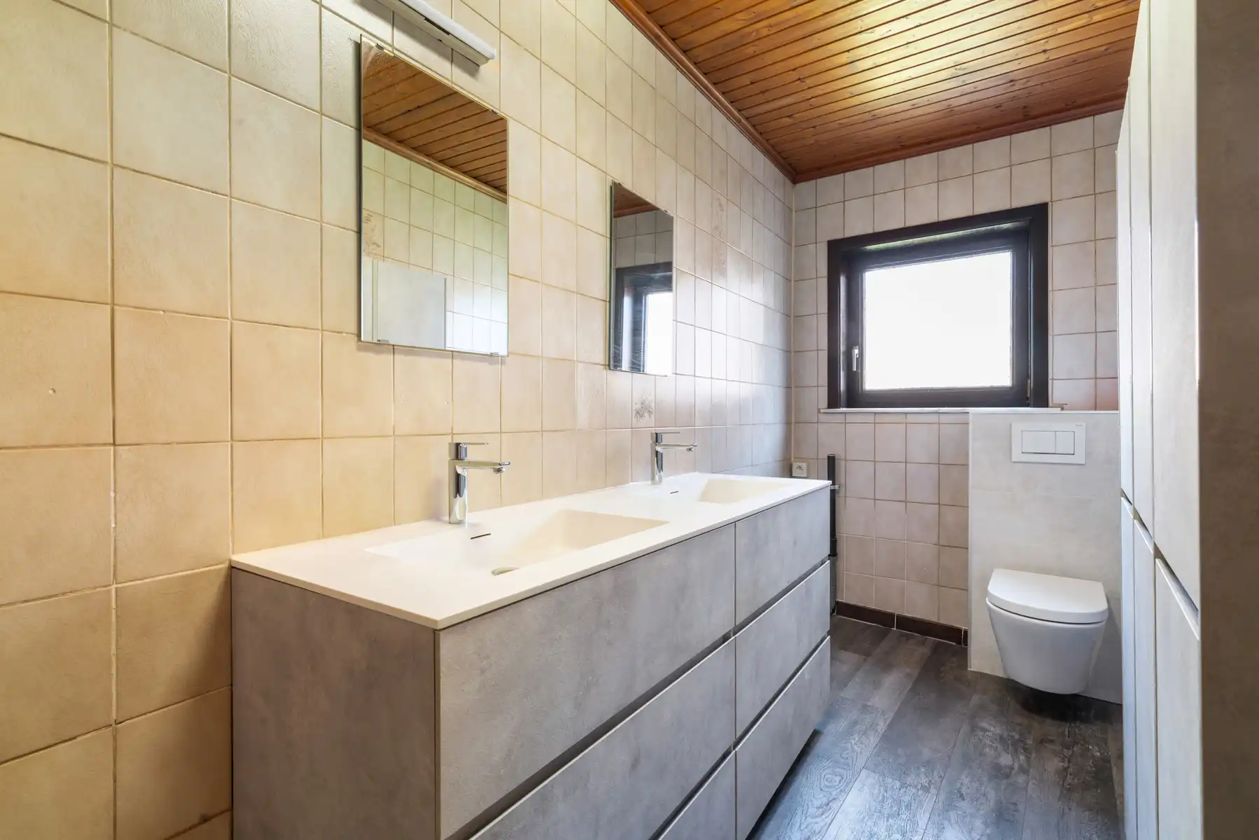 Woning met 4 slaapkamers, garage en tuin foto 7