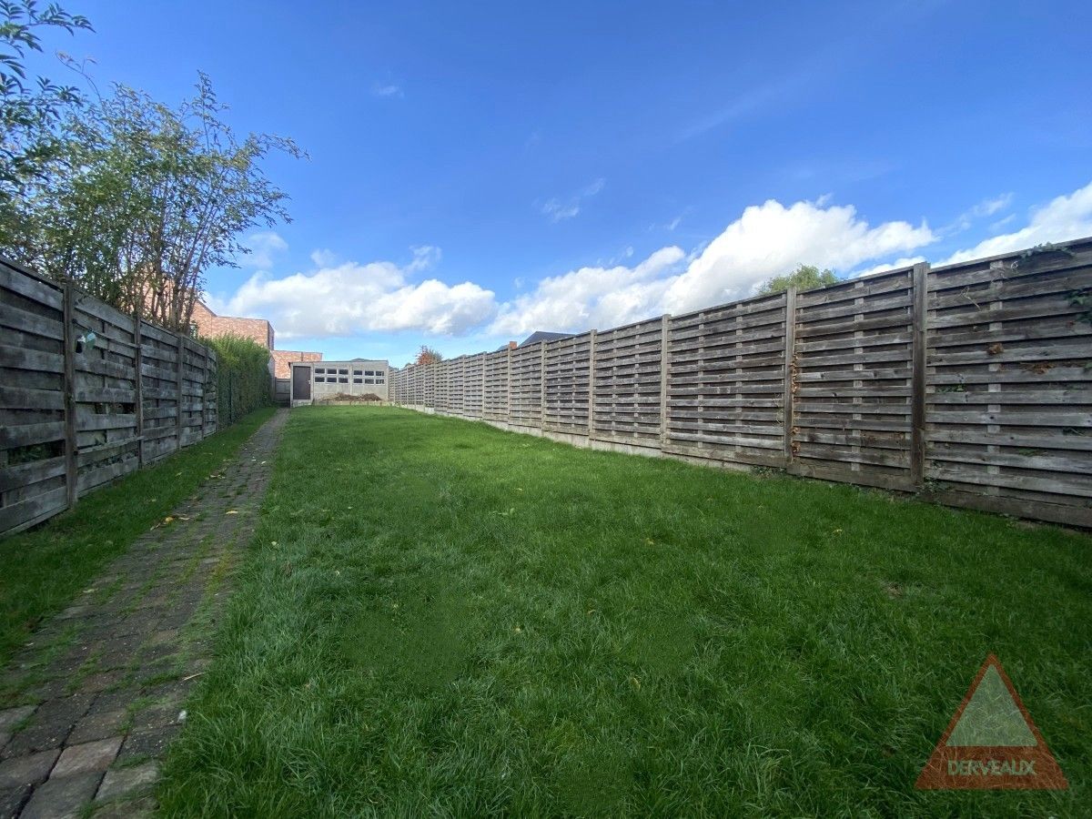Zonnebeke - Woning met diepe tuin en dubbele garage in het centrum foto 13