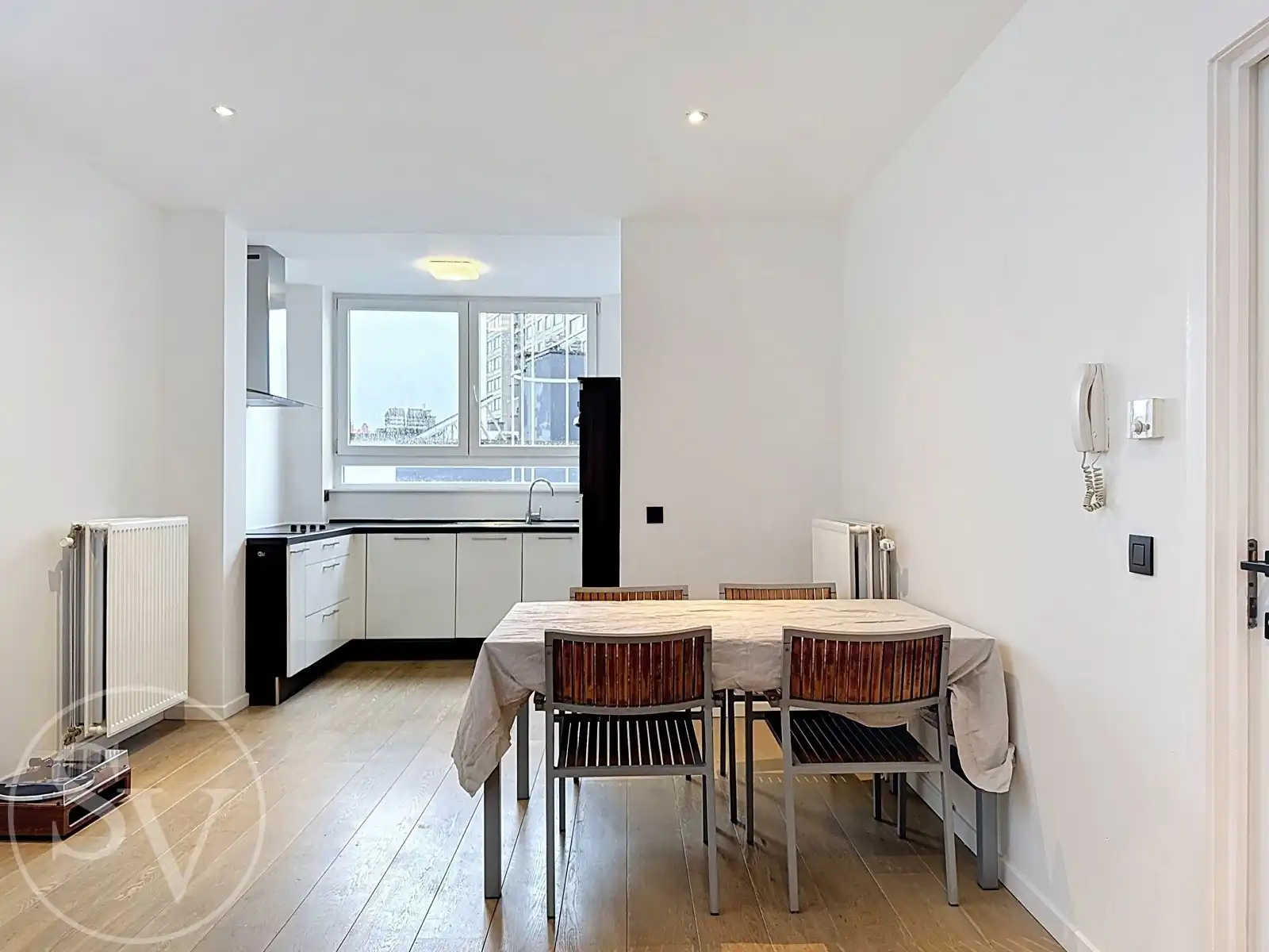 Appartement te huur foto 3