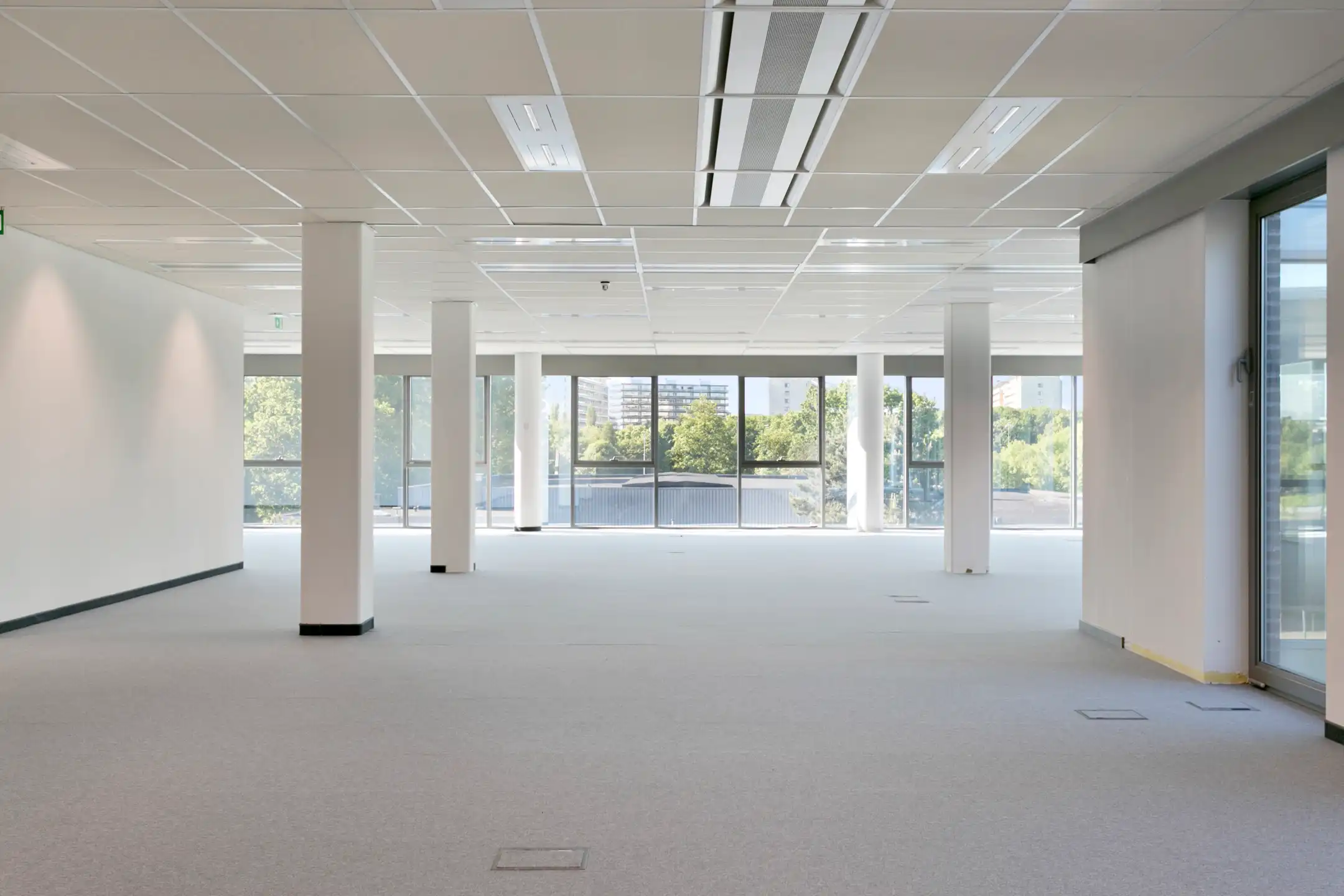 THE ULTIMATE : Moderne kantoorruimte van 676 m²  Berchem foto 9
