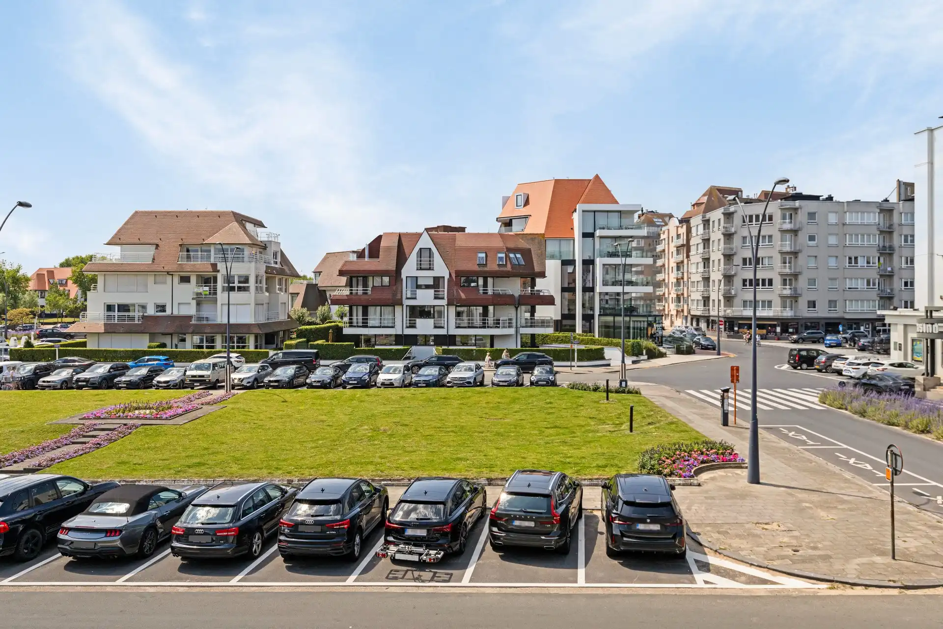 Exclusieve, volledig gerenoveerde hoekvilla met adembenemend zeezicht aan de Zeedijk. foto 40