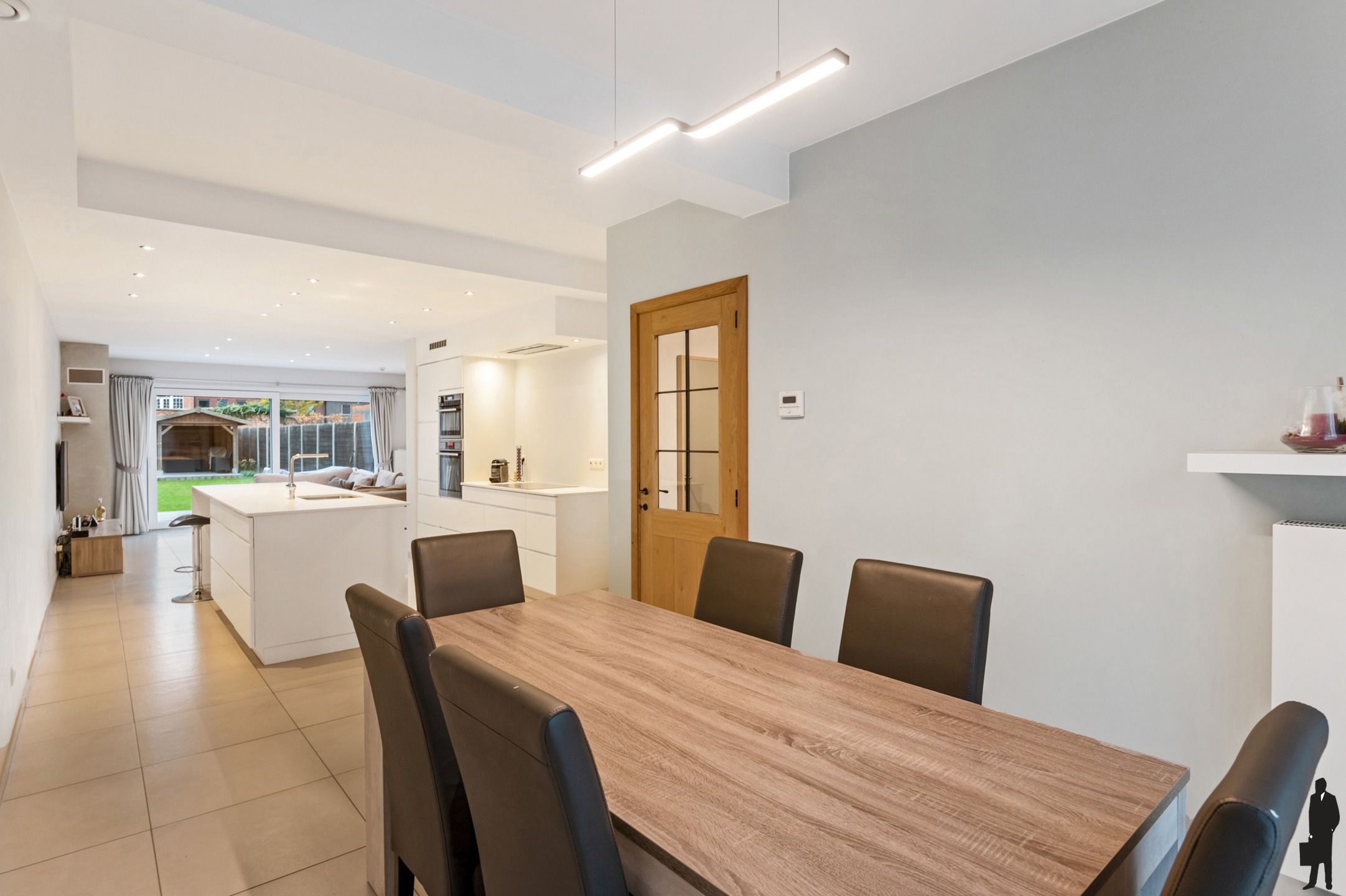 Welgelegen energiezuinige woning met 4 slpks en ZW tuin foto 11