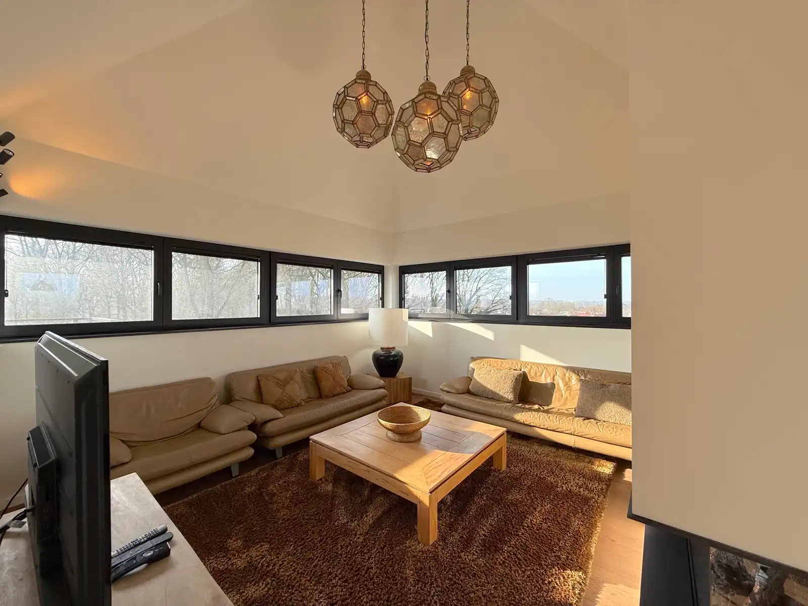 Gemeubeld appartement met 3 slaapkamers, terras en garage foto 6