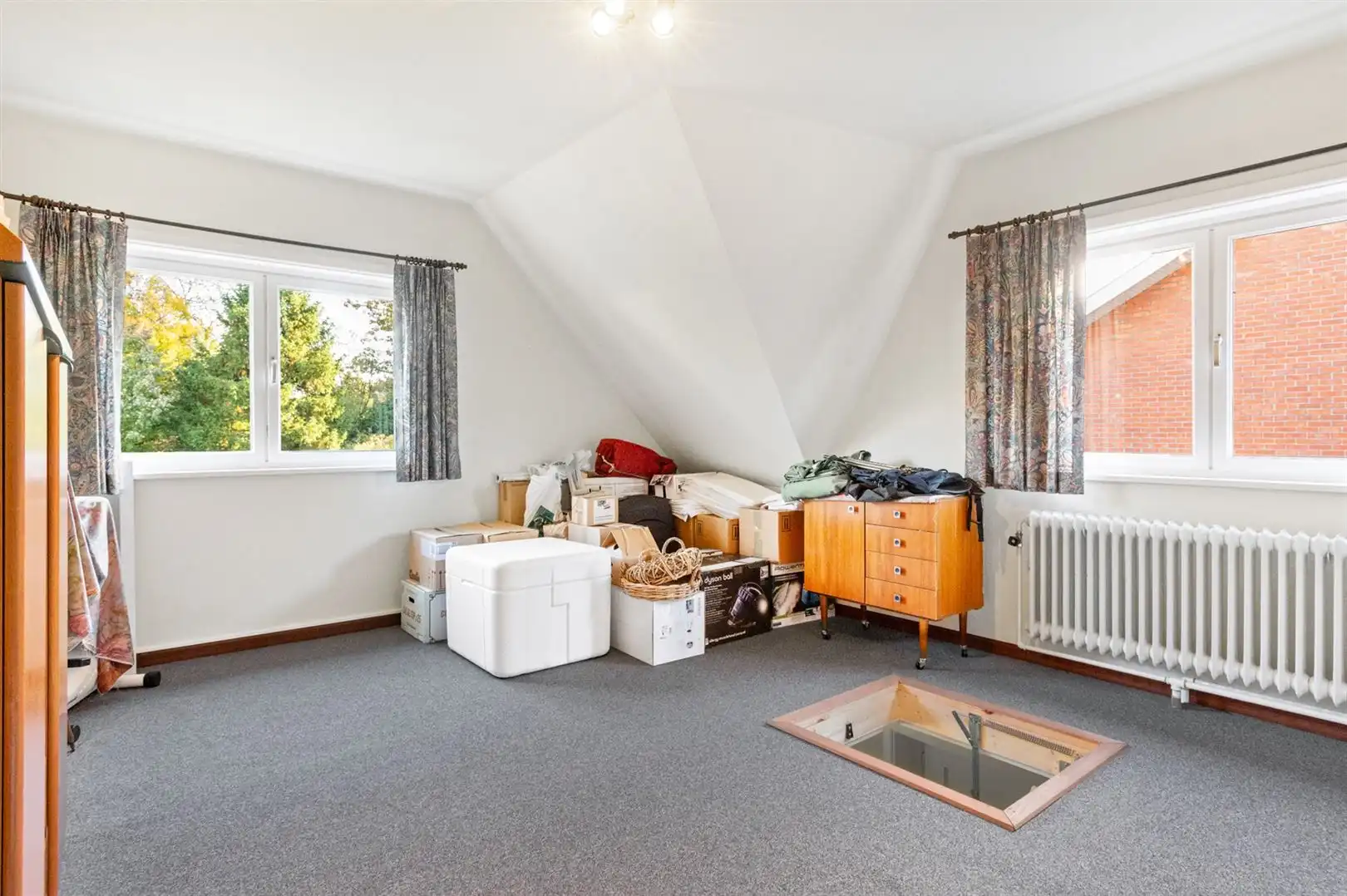 Prima onderhouden woning met 4 slaapkamers en prachtige tuin. foto 15