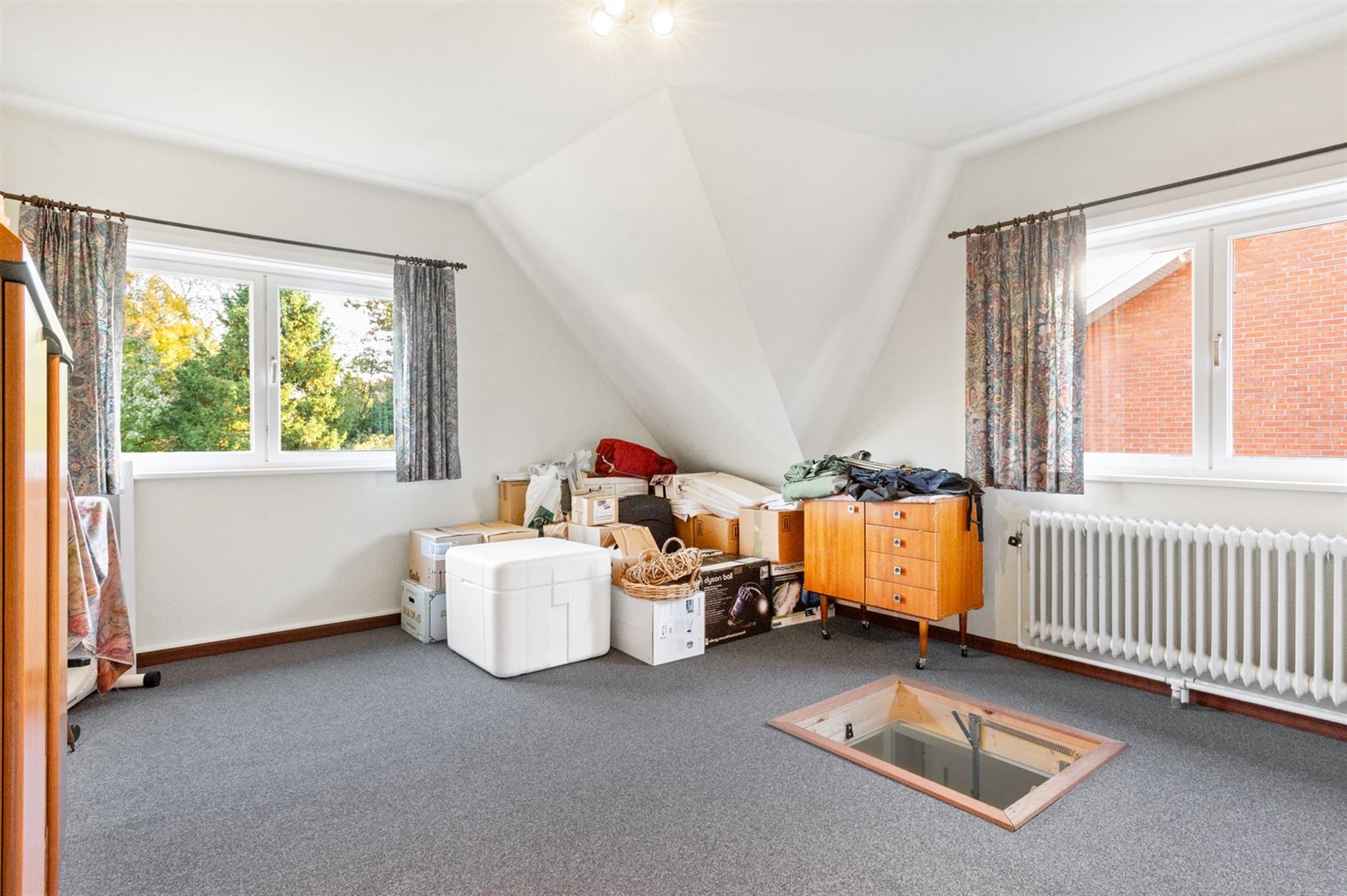 Prima onderhouden woning met 4 slaapkamers en prachtige tuin. foto 15