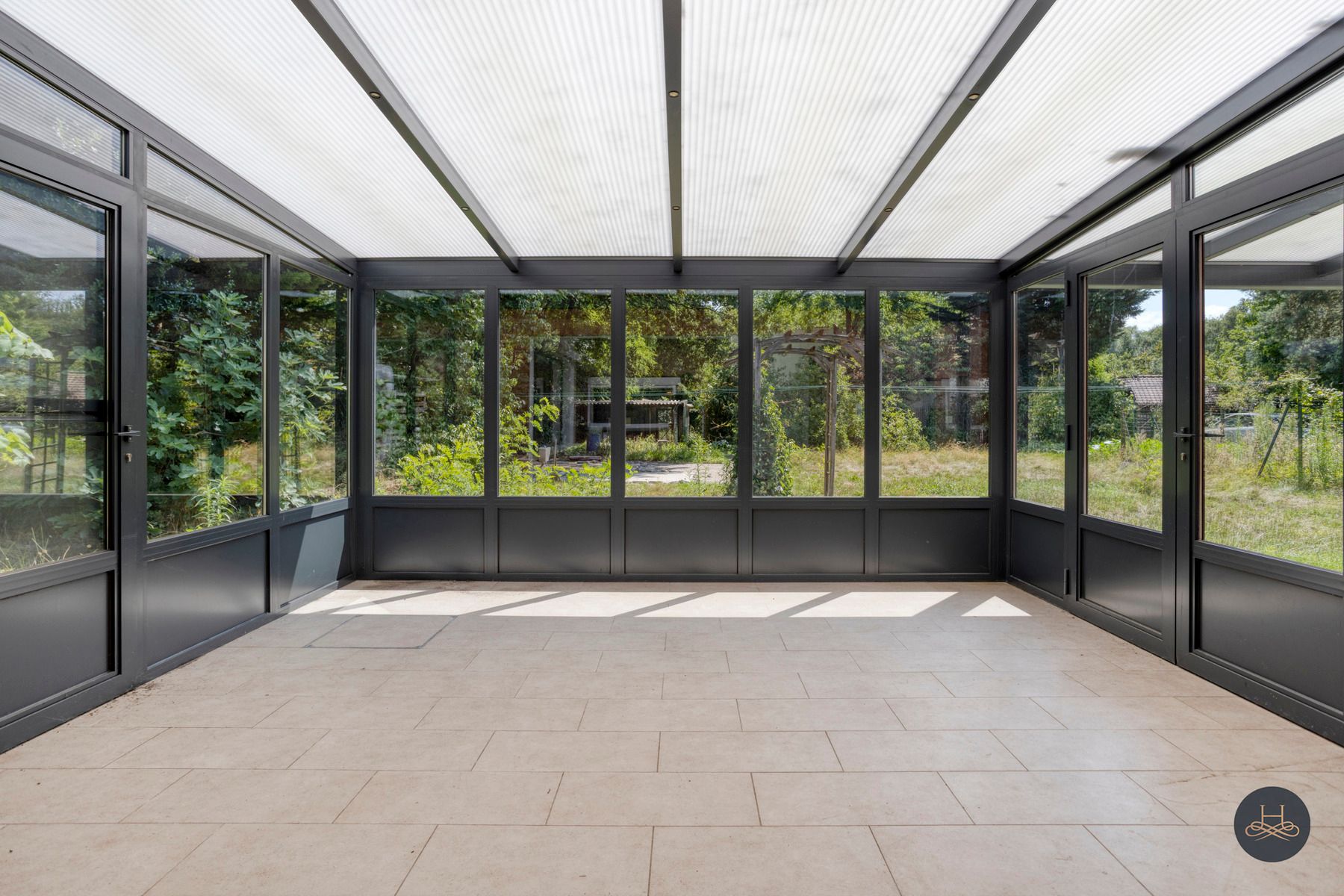 Residentieel rustig gelegen renovatiekans in het groen foto 10