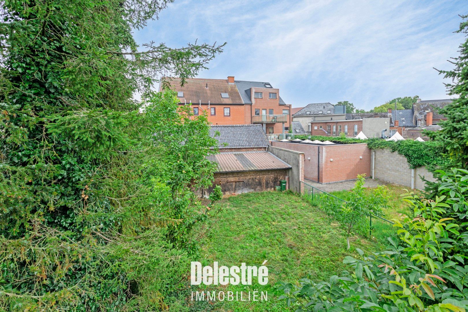 RUIM COMMERCIEEL GELIJKVLOERS MET TUIN MARKT  foto 2