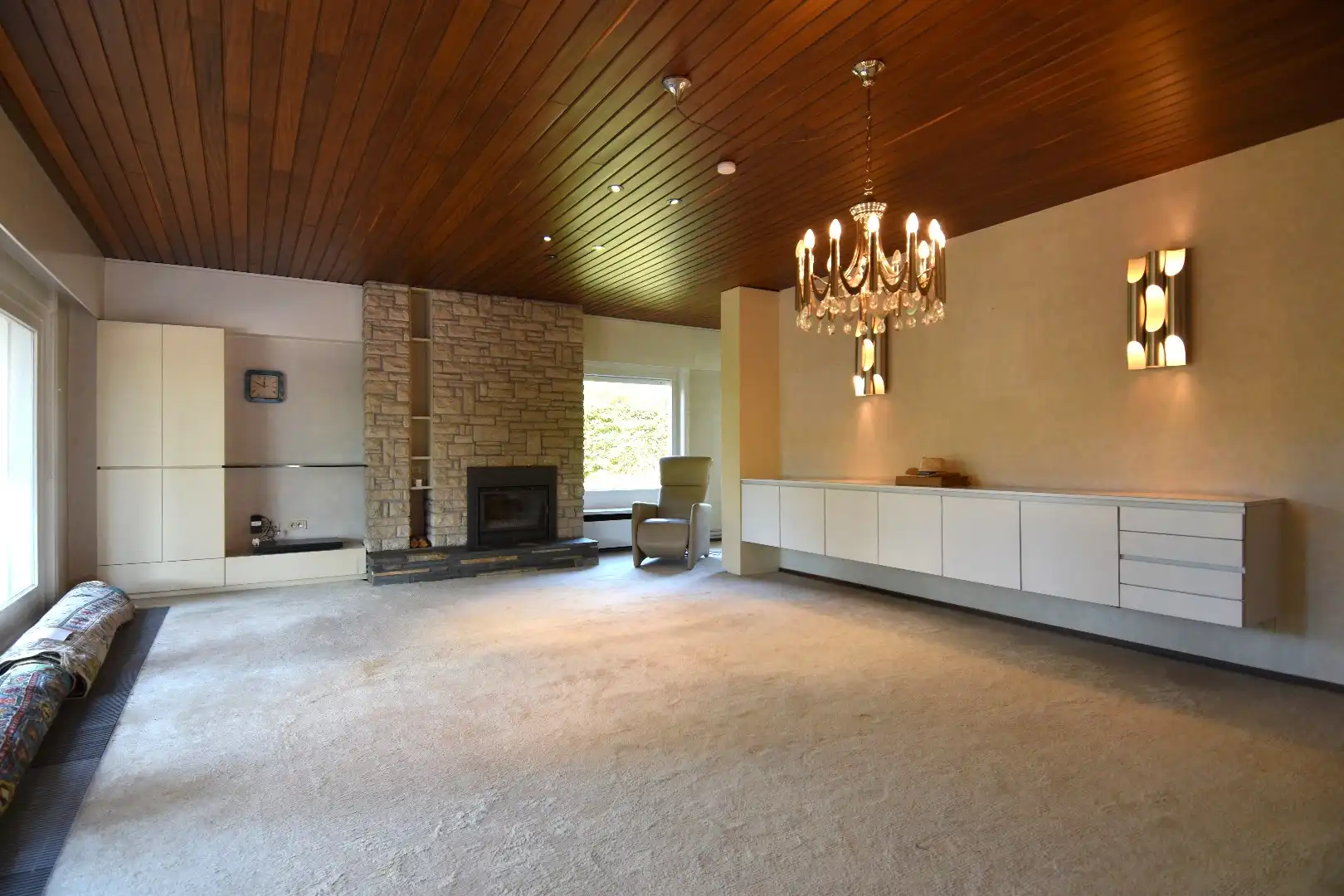 Alleenstaande woning met achterliggende opslag ruimte (205 m²) te koop in Heule foto 5