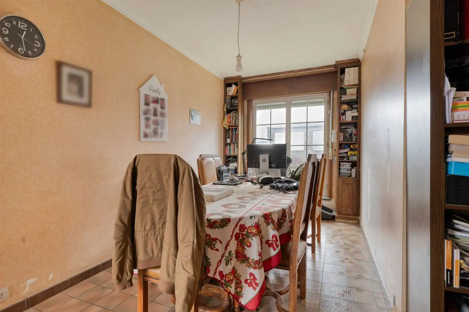Ruime woning met 4 slaapkamers te Huizingen foto 9