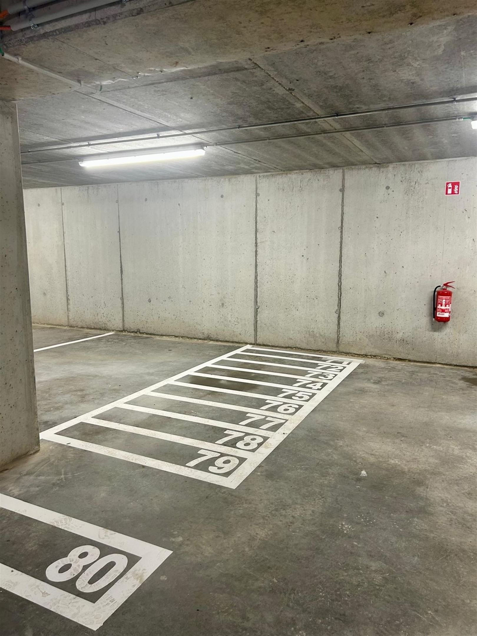Nieuwbouwappartement met 1 slaapkamer en parkeerplaats foto 13