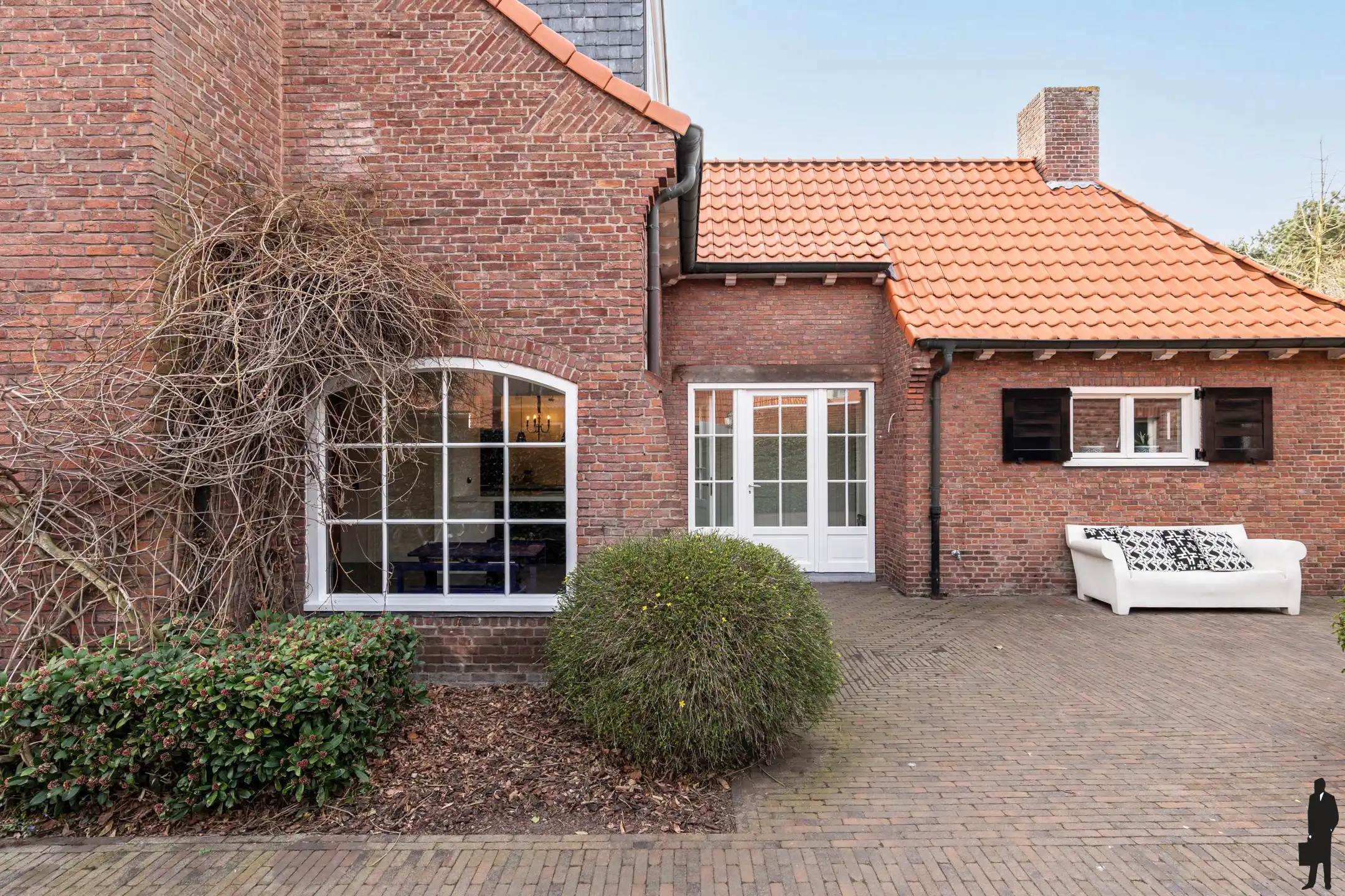 Karakteristieke, luxueuze woning op top locatie te Hoogstraten. foto 47