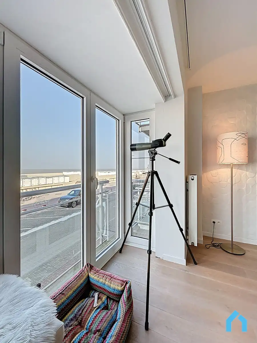 Luxe appartement met sublieme afwerking en frontaal zeezicht te huur! foto 5