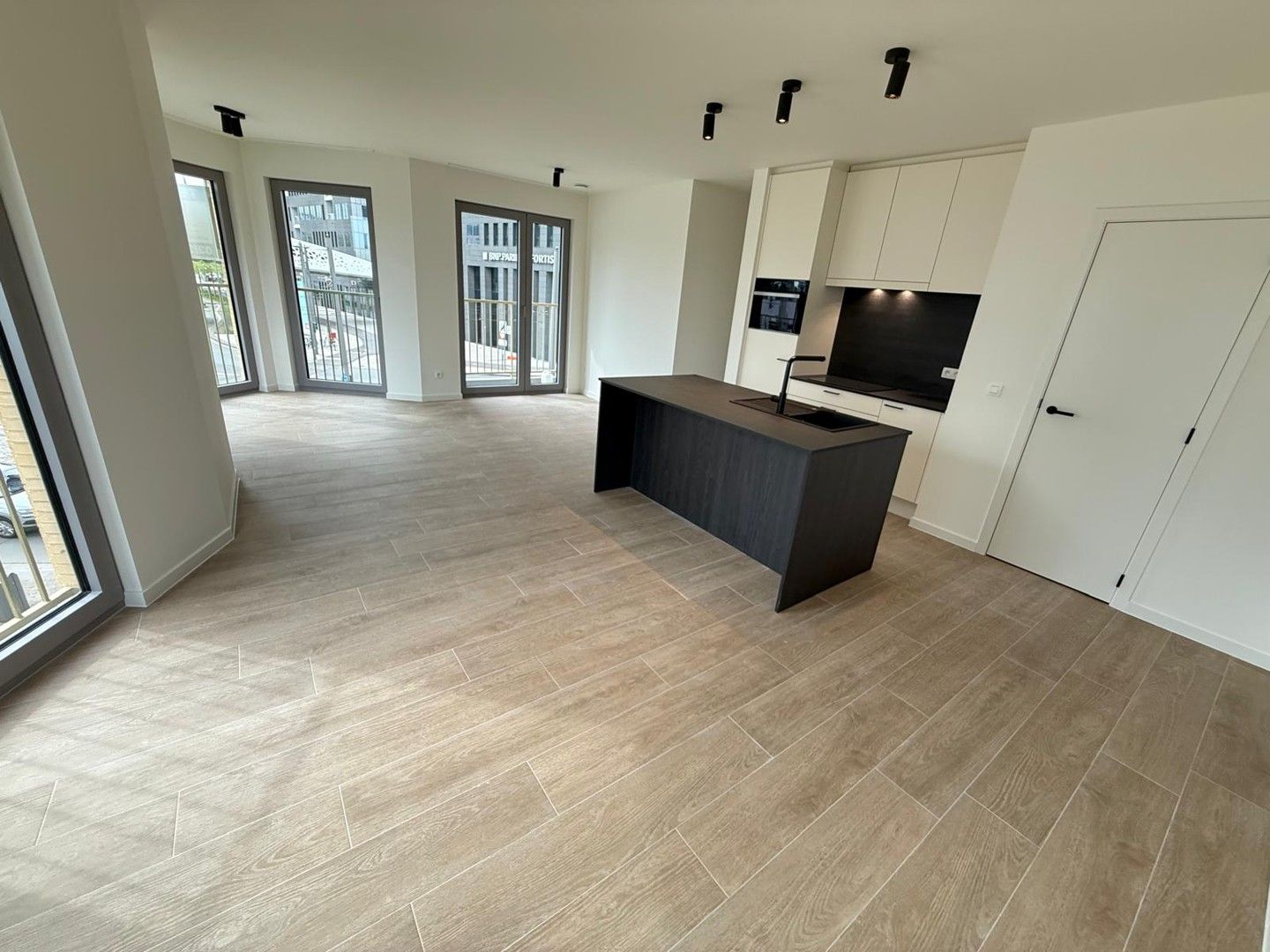 APPARTEMENT MET TERRAS foto 3