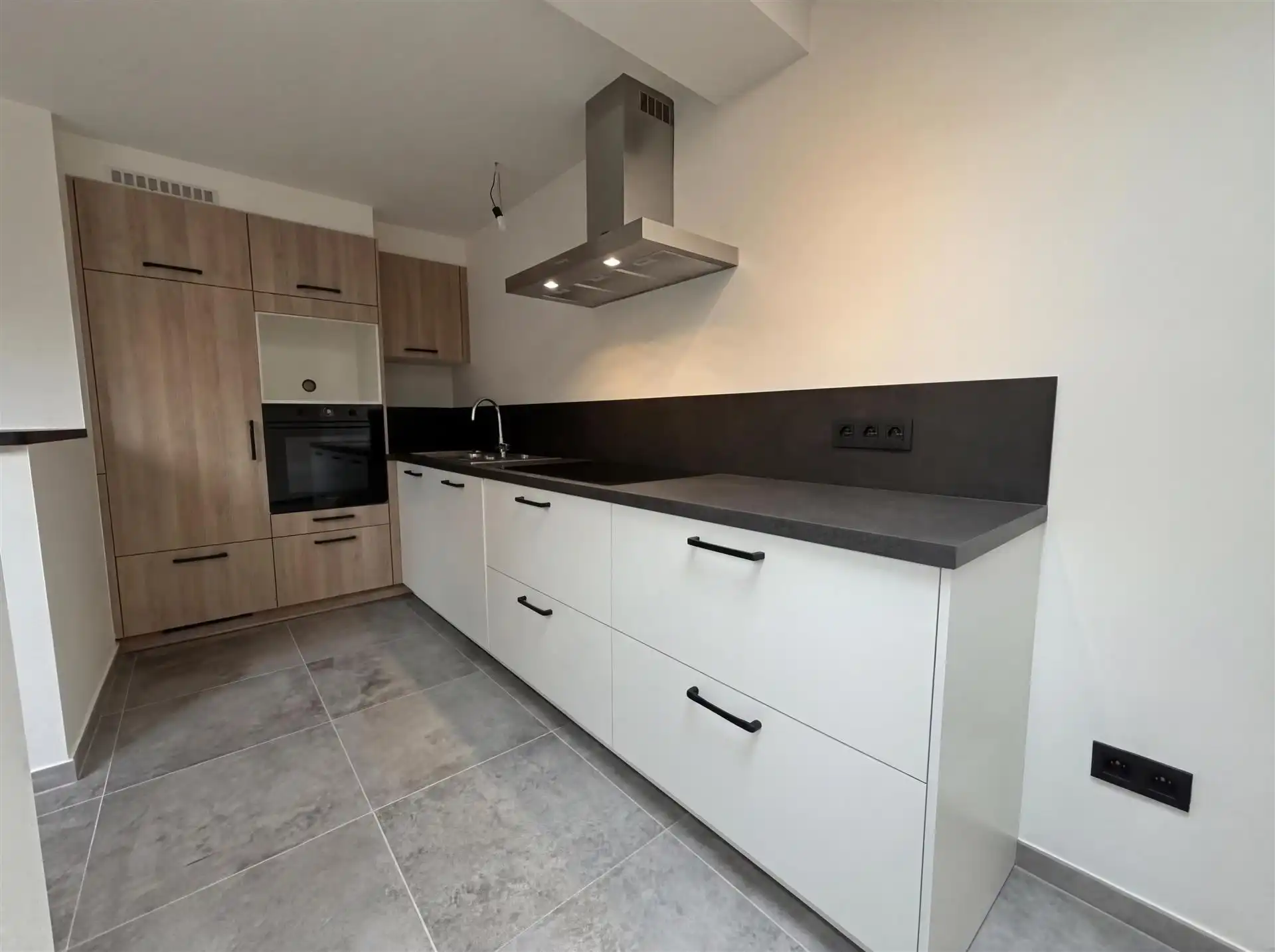 Gerenoveerde woning met drie slaapkamers te Hofstade foto 6