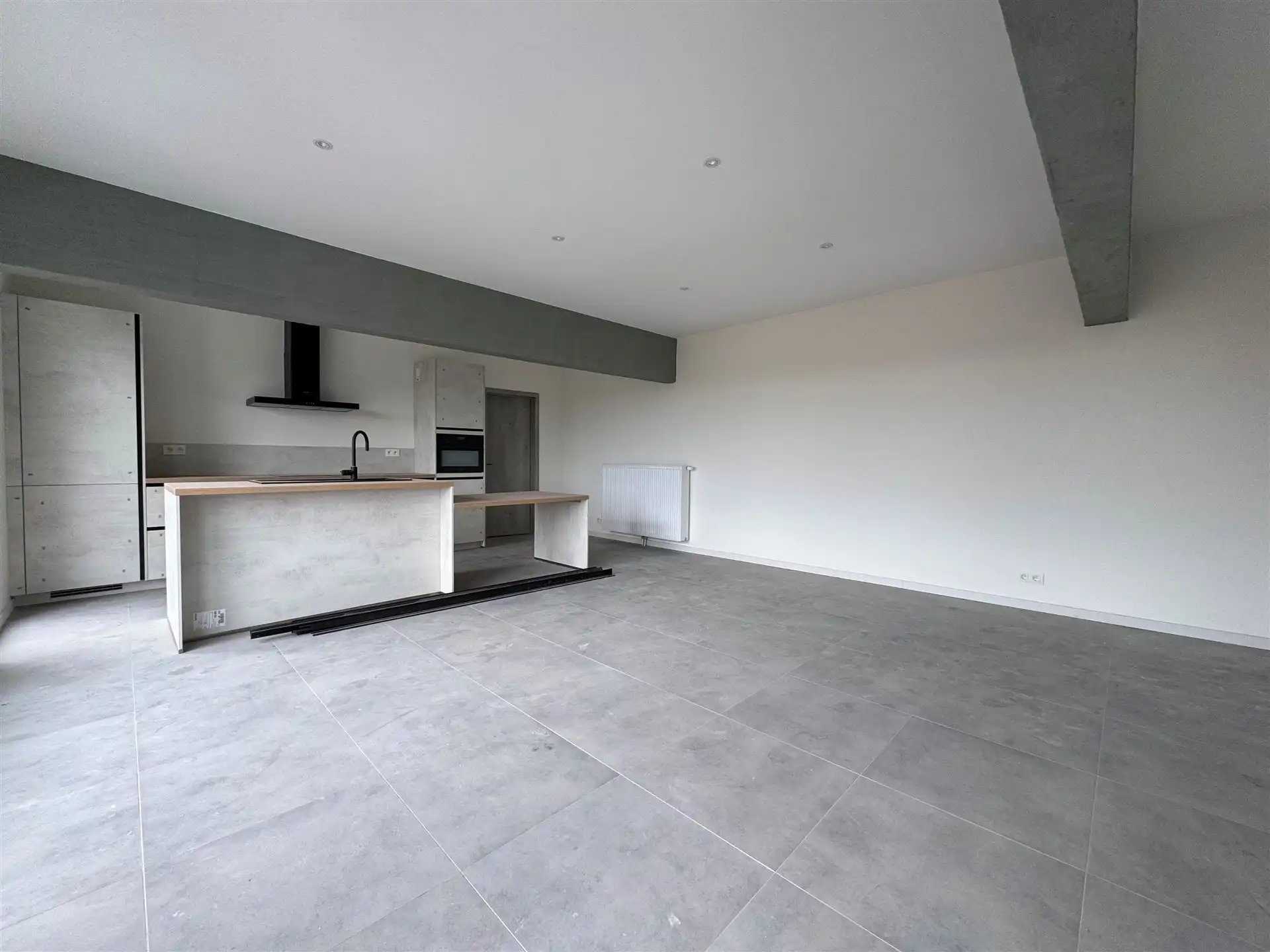 Energiezuinig gerenoveerd appartement met 2 slaapkamers. foto 10