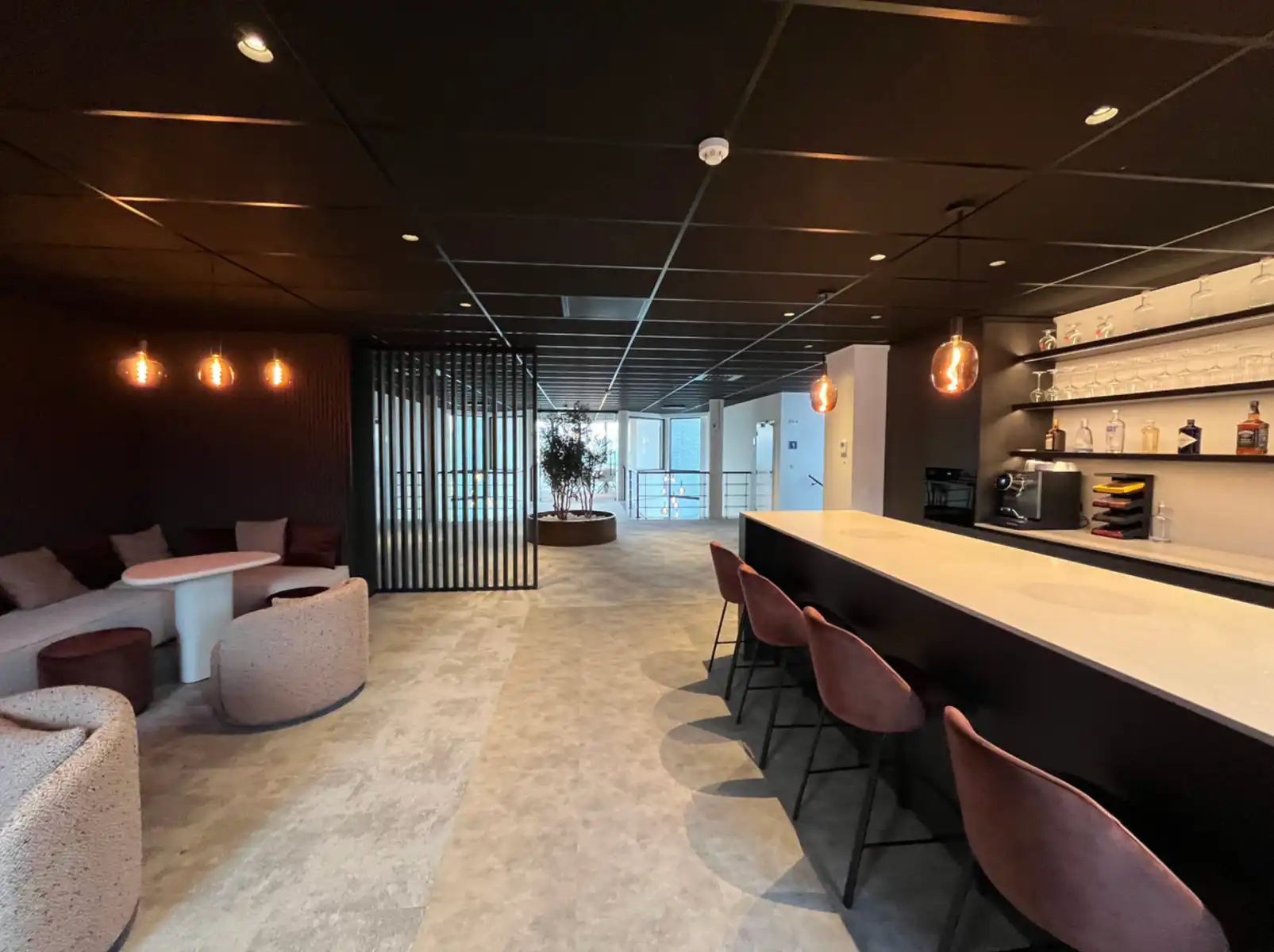 Instapklare kantoorruimte incl. parkings te Aartselaar foto 7