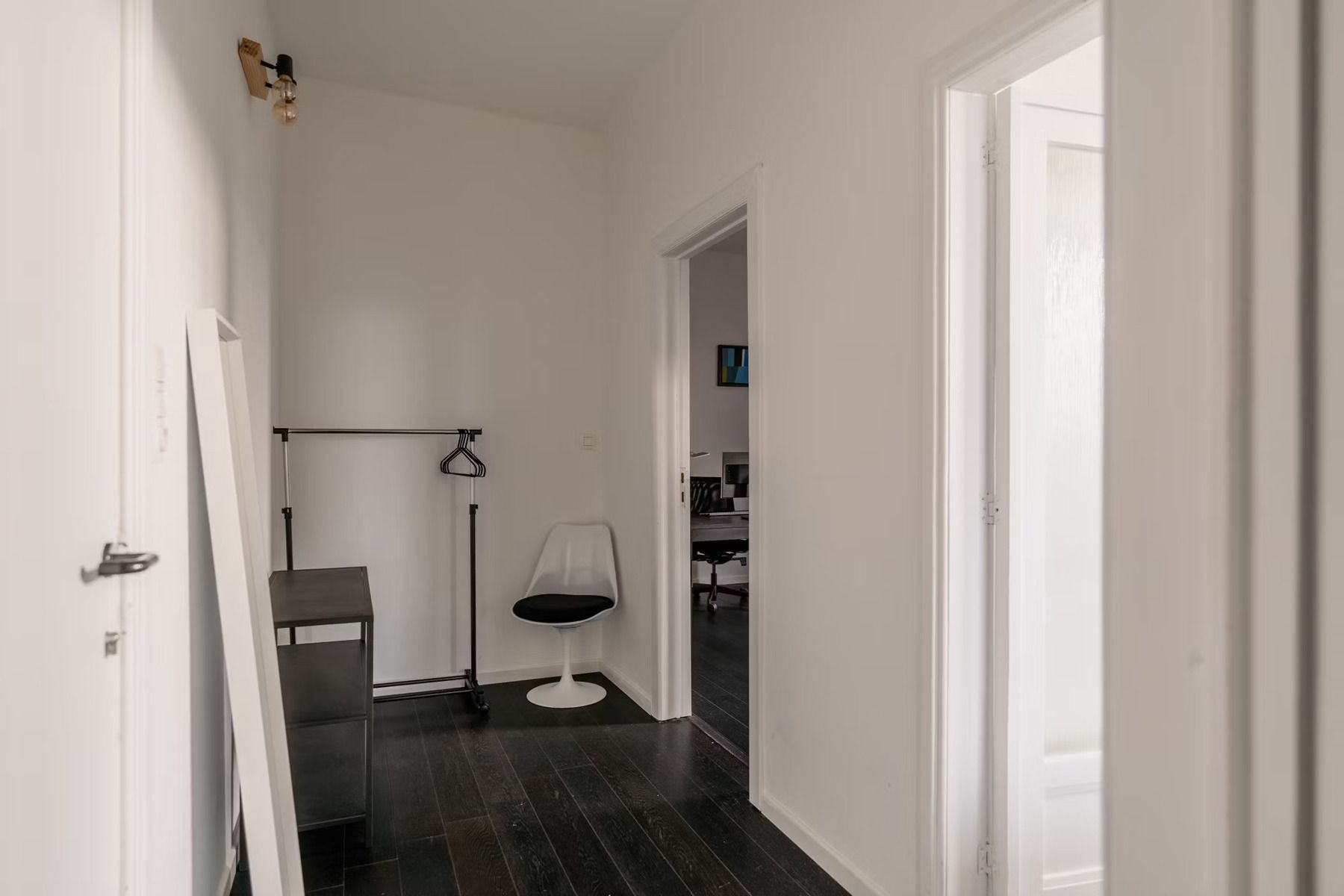 Lichtrijk appartement met karakter in de Markgravebuurt foto 9