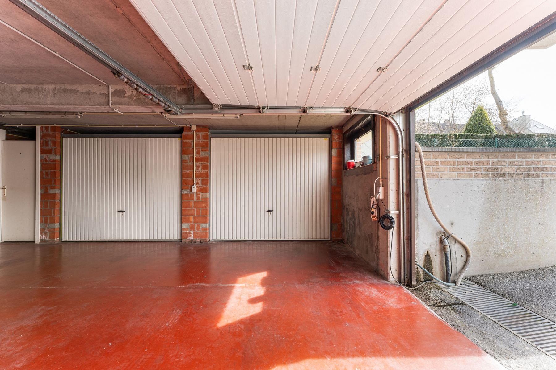 Gesloten garagebox in centrum Koksijde-Bad foto 4