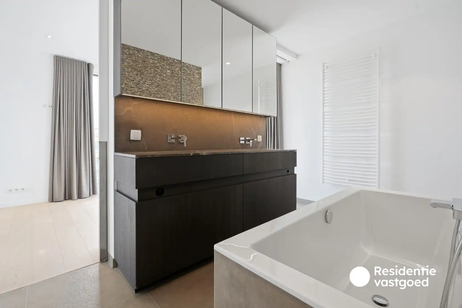 Exclusief penthouse in centrum Diksmuide! foto 16