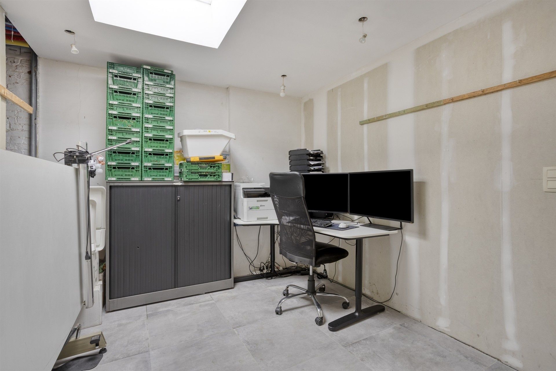 Woning met overvloed aan ruimte en potentieel foto 13