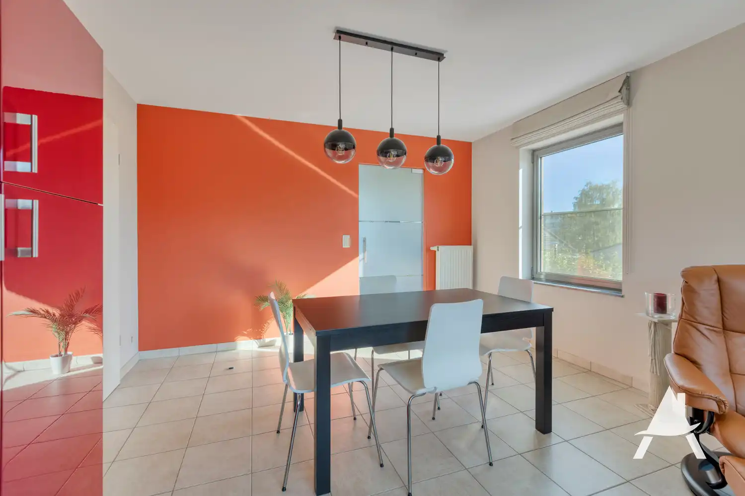 INSTAPKLAAR APPARTEMENT MET RUIM TERRAS IN HET CENTRUM VAN DIEST! foto 9