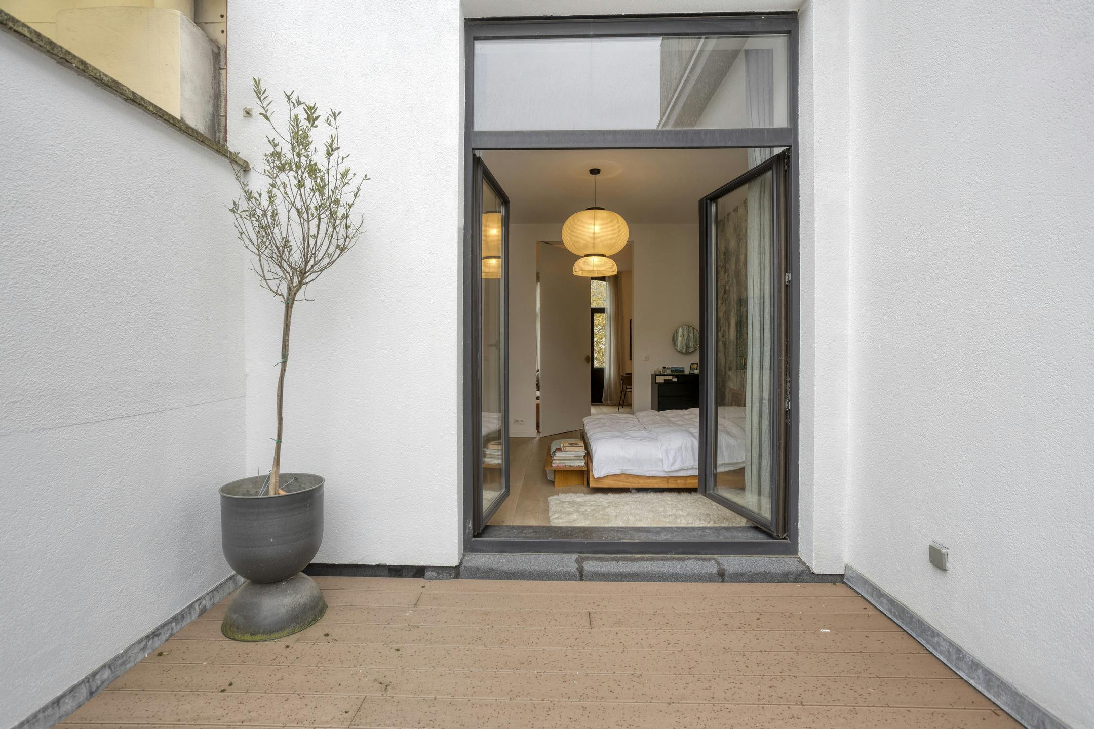 Volledig gerenoveerd appartement in Sint-Gillis foto 12