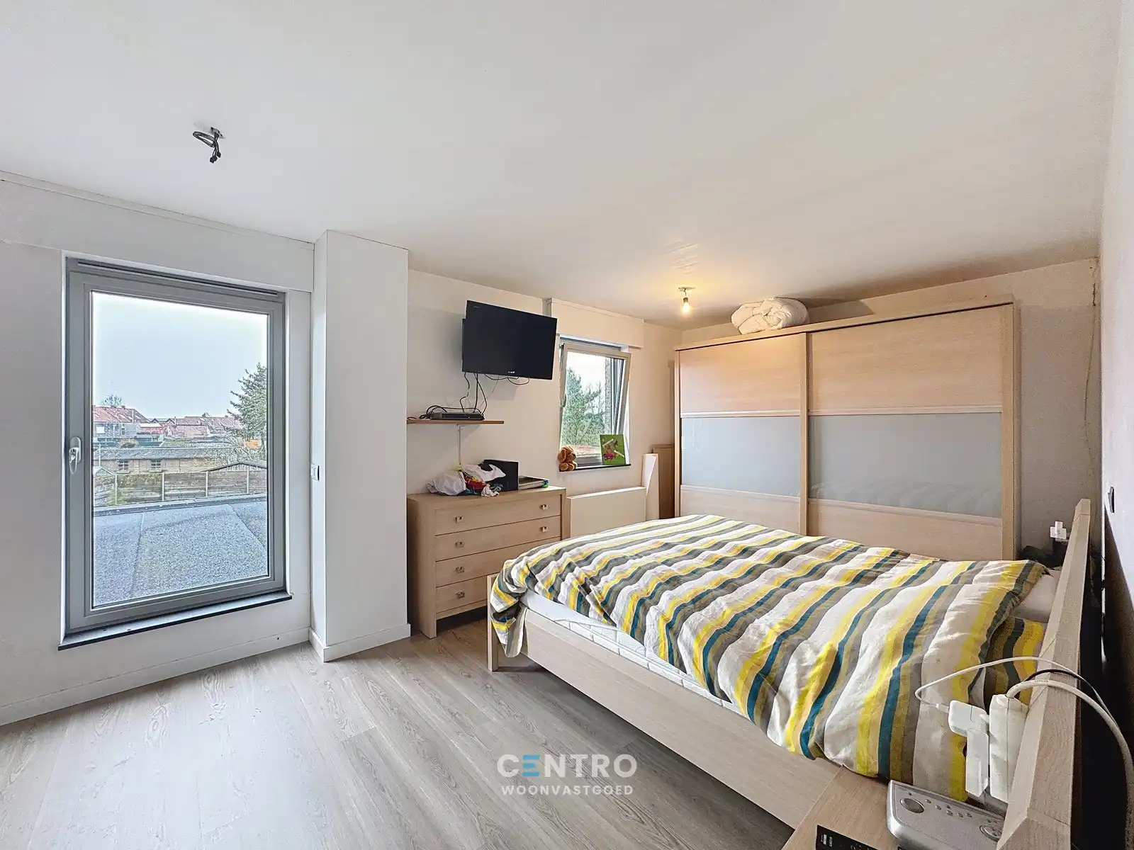 ENERGIEZUINIGE koppelvilla met 4 slpks, dubbele garage n ZUIDger. tuin! foto 14