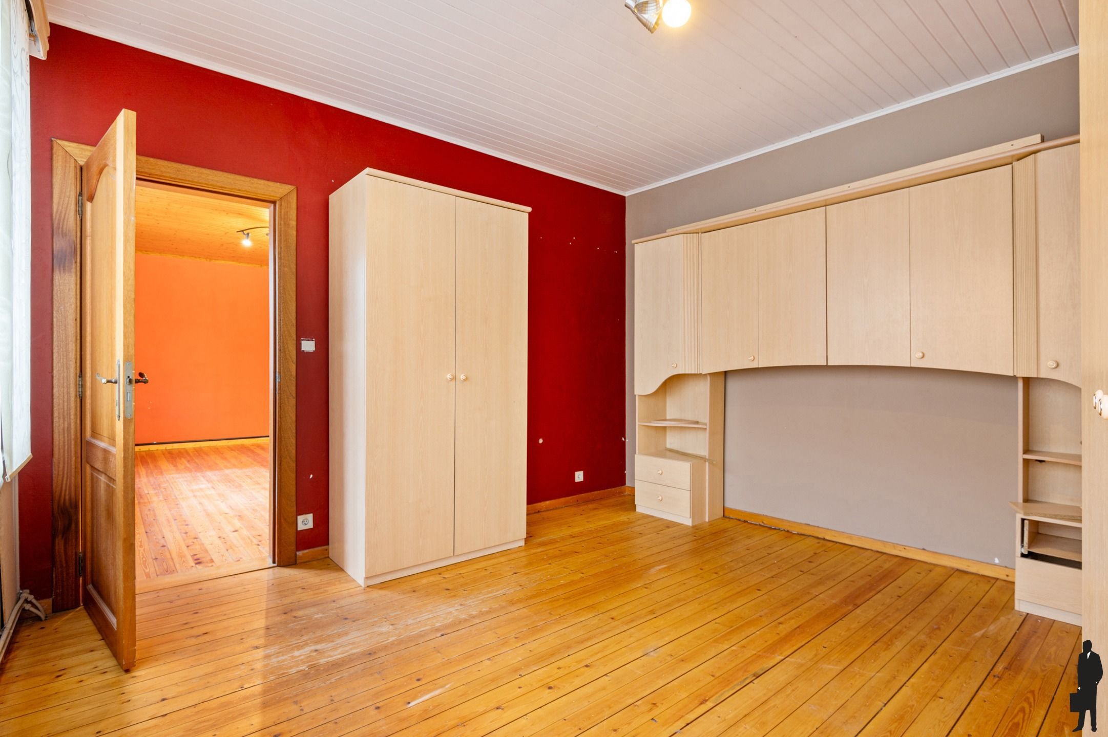 Ruime woning op een interessante locatie foto 15