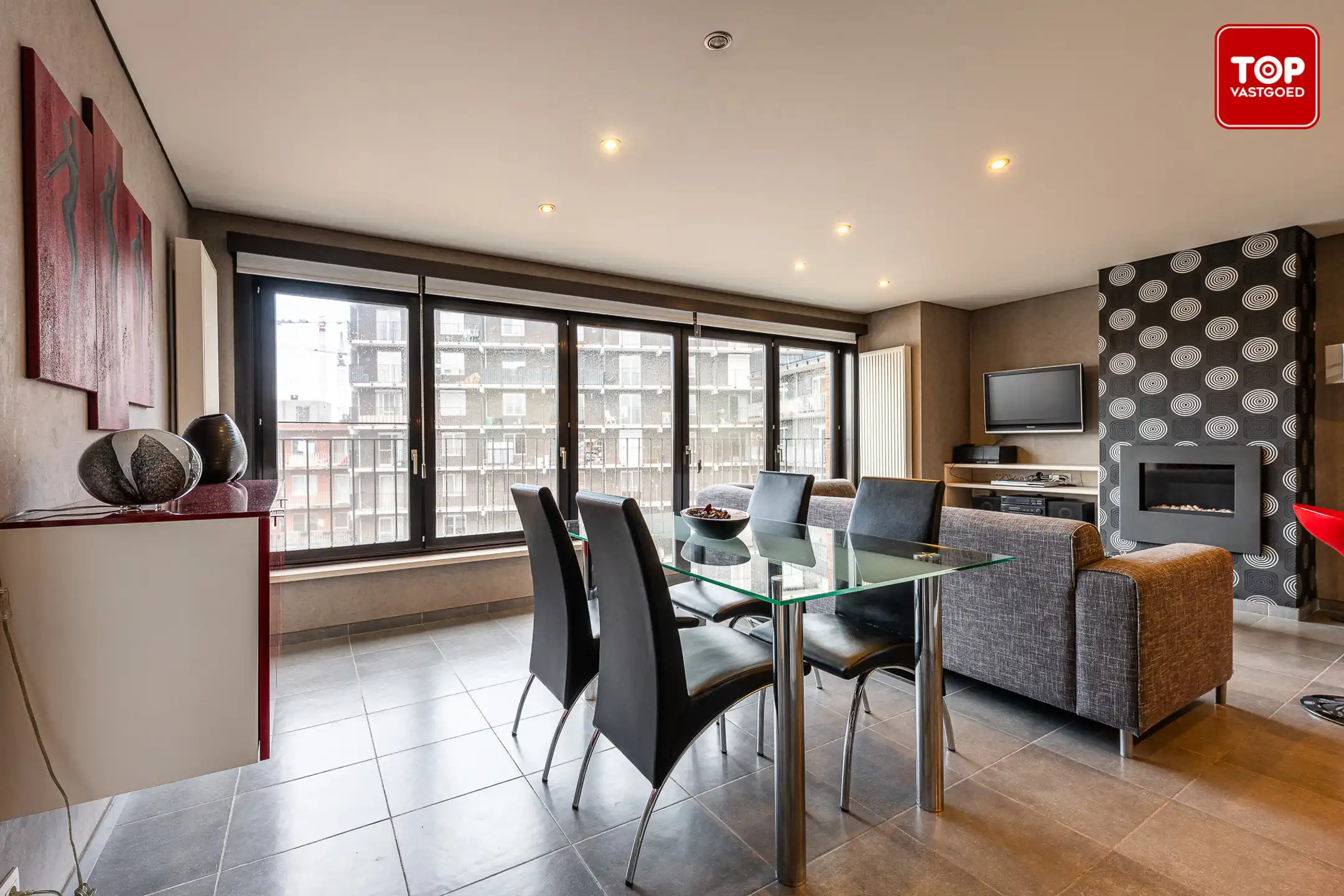 Lichtrijk 2-slaapkamer appartement met garage in centrum Deinze foto 4