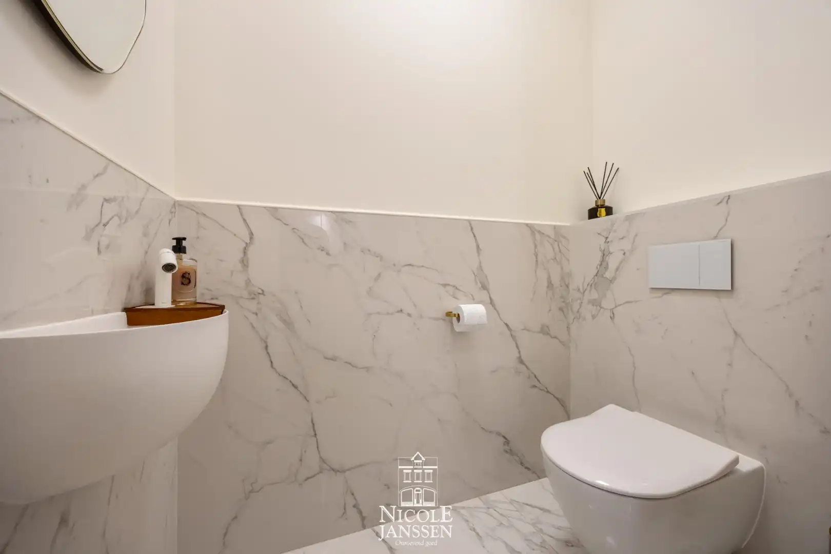 Prachtig gelijkvloers appartement  foto 3