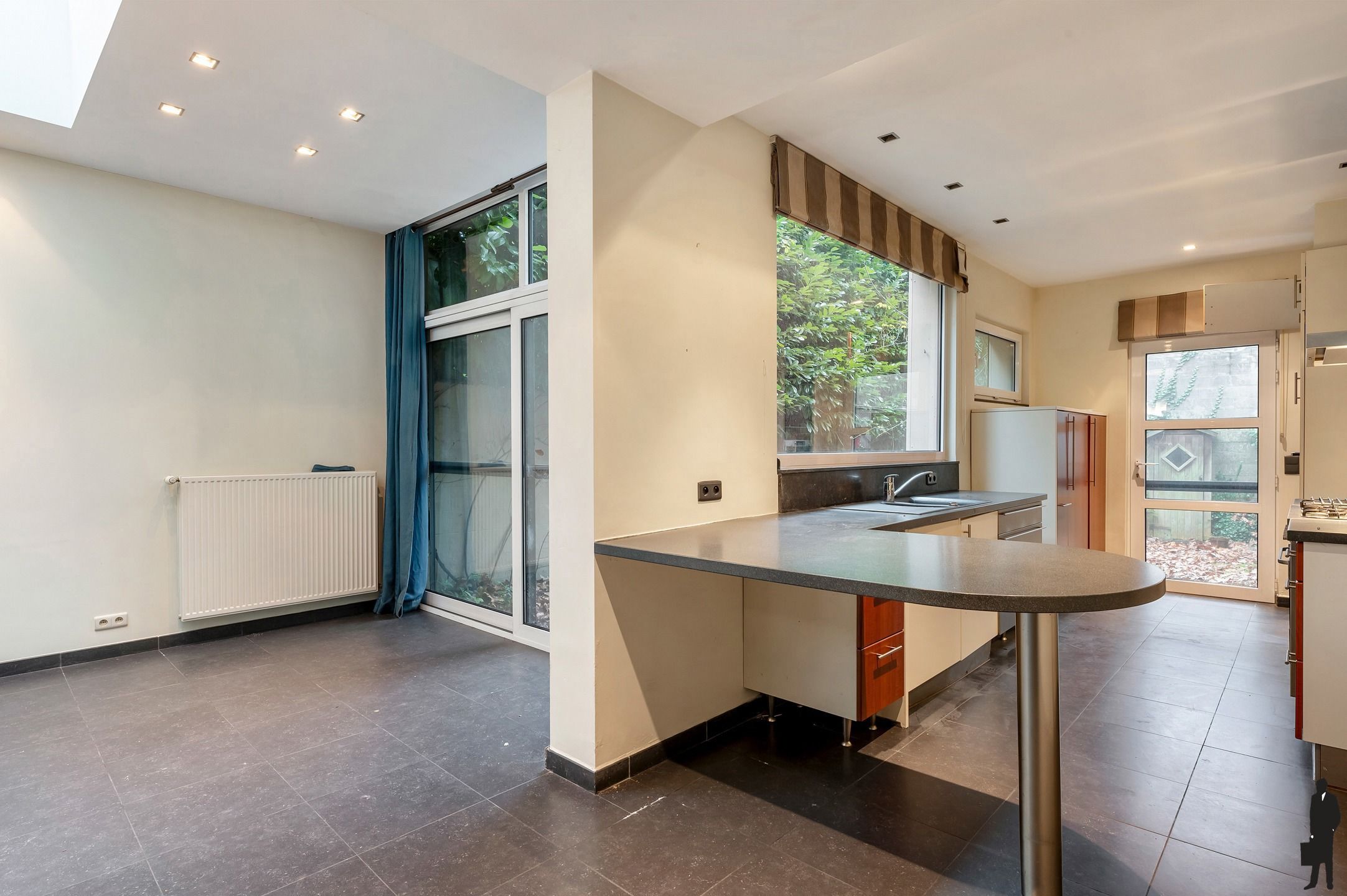 Unieke herenwoning met 4 slk en tuin op een top ligging te Lier. foto 12