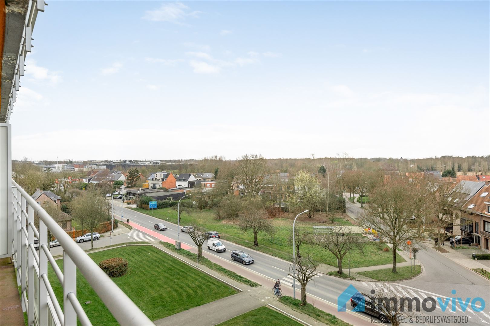 Appartement (EPC A) + kelder + autostaanplaats foto {{pictureIndex}}
