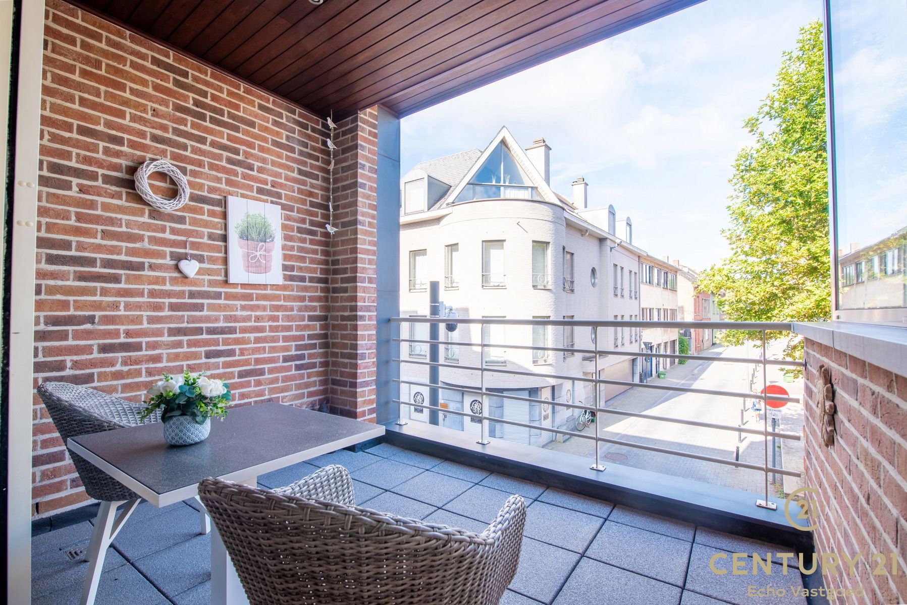 Luxe appartement met 2 overdekte terrassen én garagebox foto 4