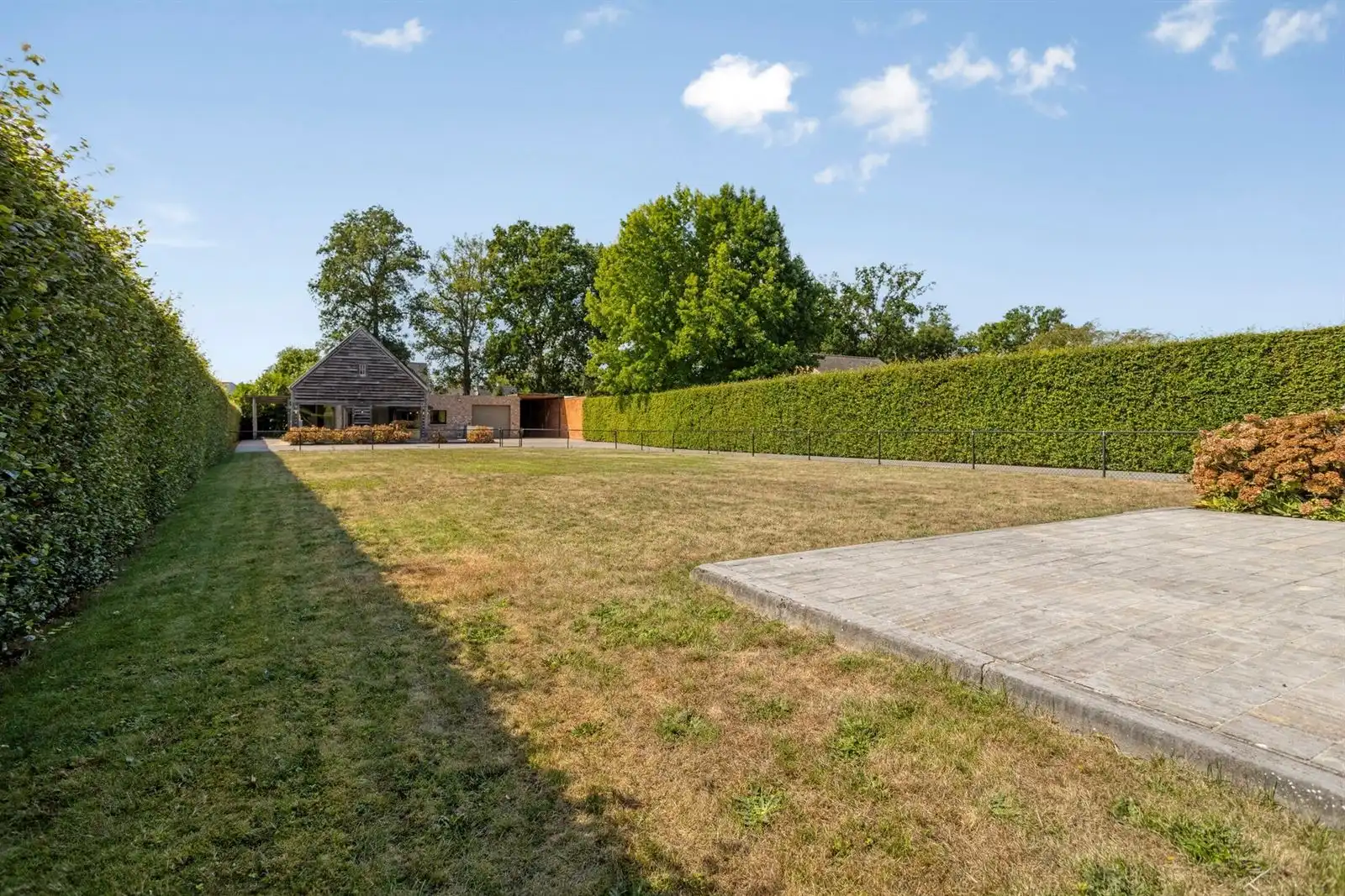 Ruimte, rust en eindeloze mogelijkheden

! Op zoek naar een woning die écht iets extra biedt?  foto 19