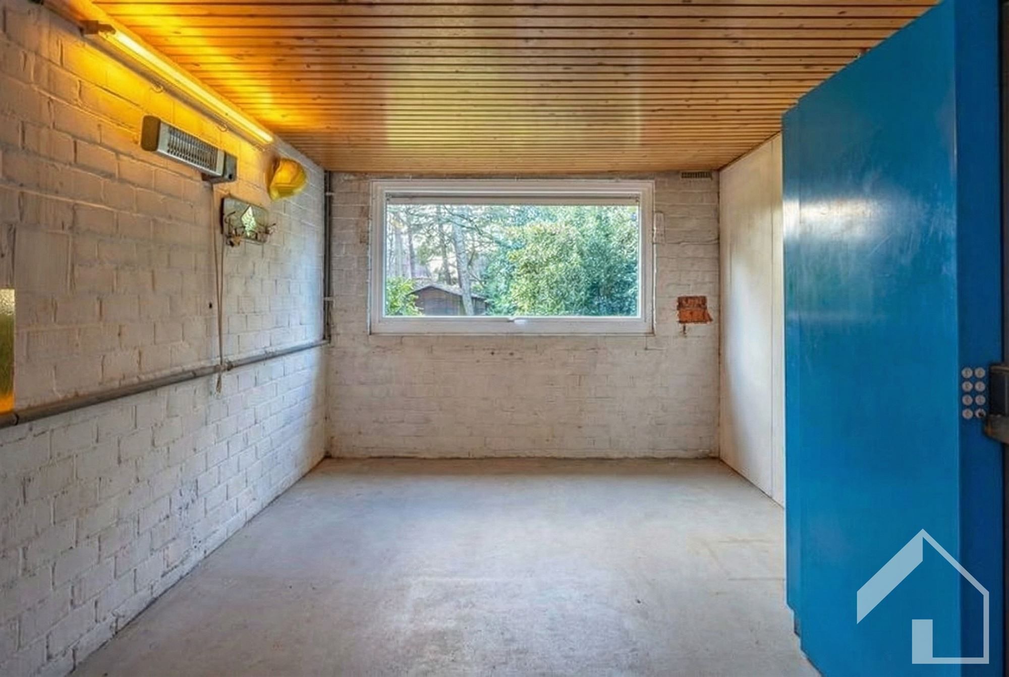 Gezinswoning met 4 ruime slaapkamers, garage en leuke tuin foto 19