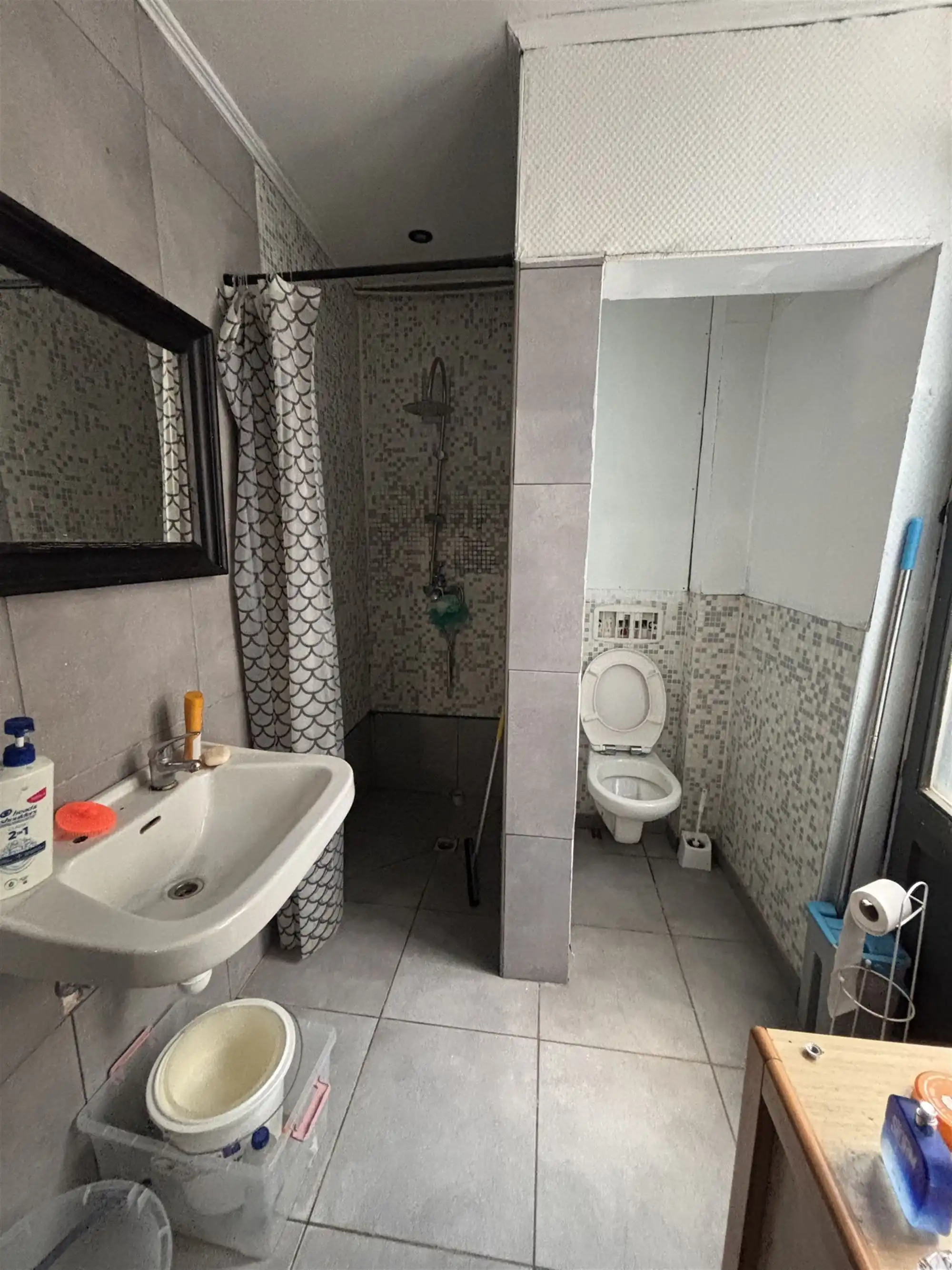Opbrengsteigendom handelszaak + 3 appartementen foto 11