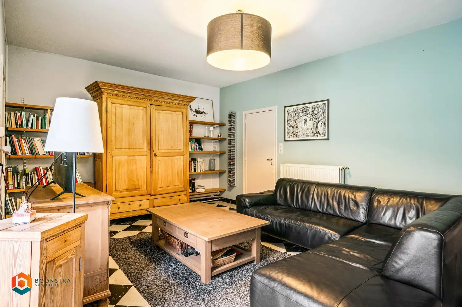 Instapklare woning met 4 slpkrs met gezellige stadstuin en garage foto 5