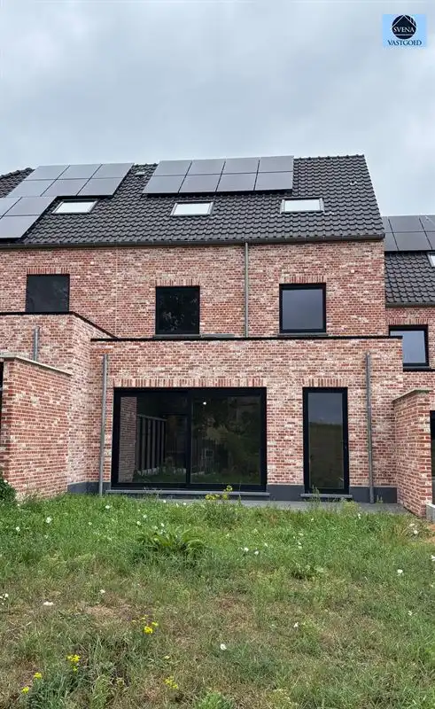 NIEUWBOUWWONING MET 4 SLAAPKAMERS, GARAGE EN TUIN  foto 13