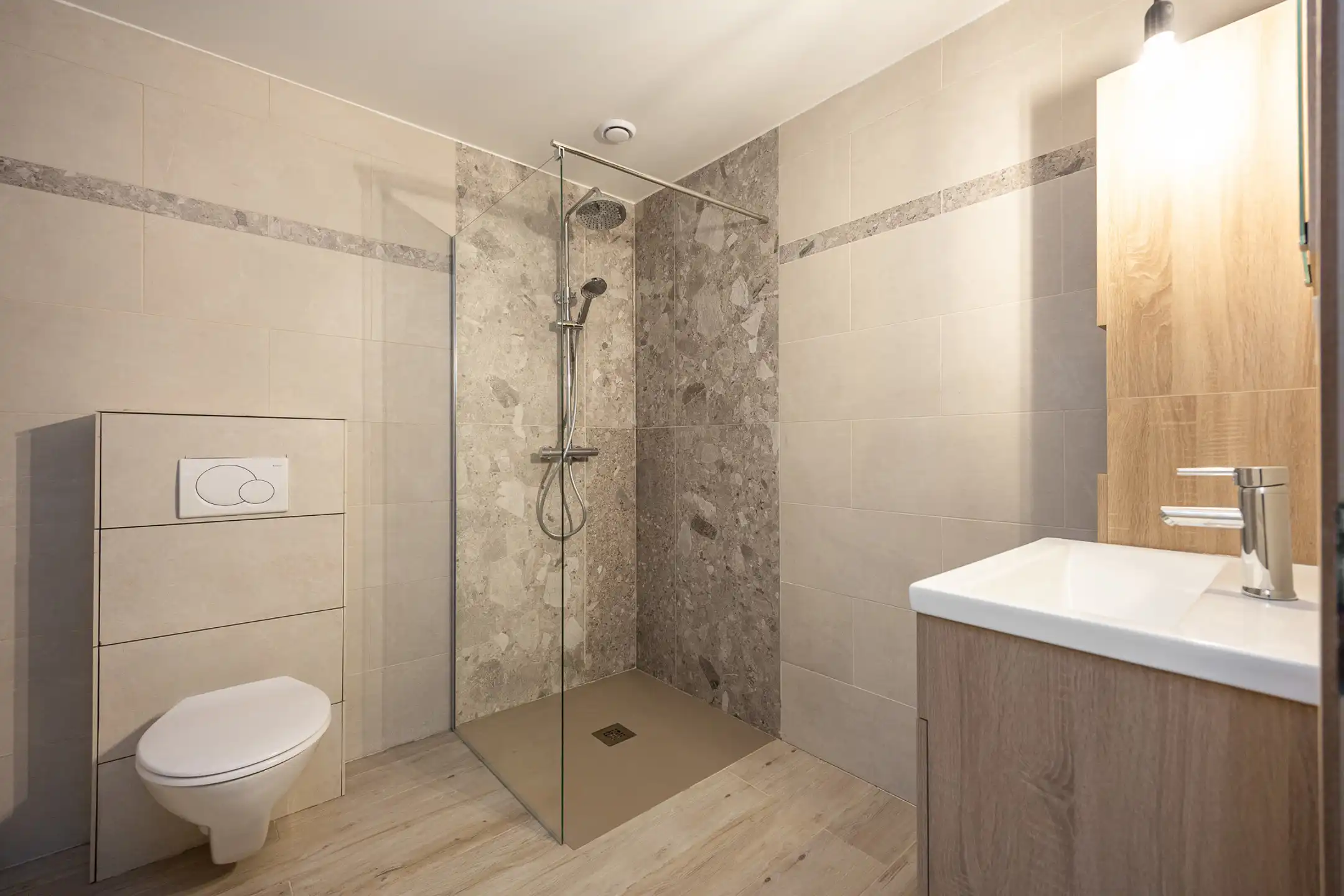 Gerenoveerde instapklare woning op unieke locatie te Beerse foto 7