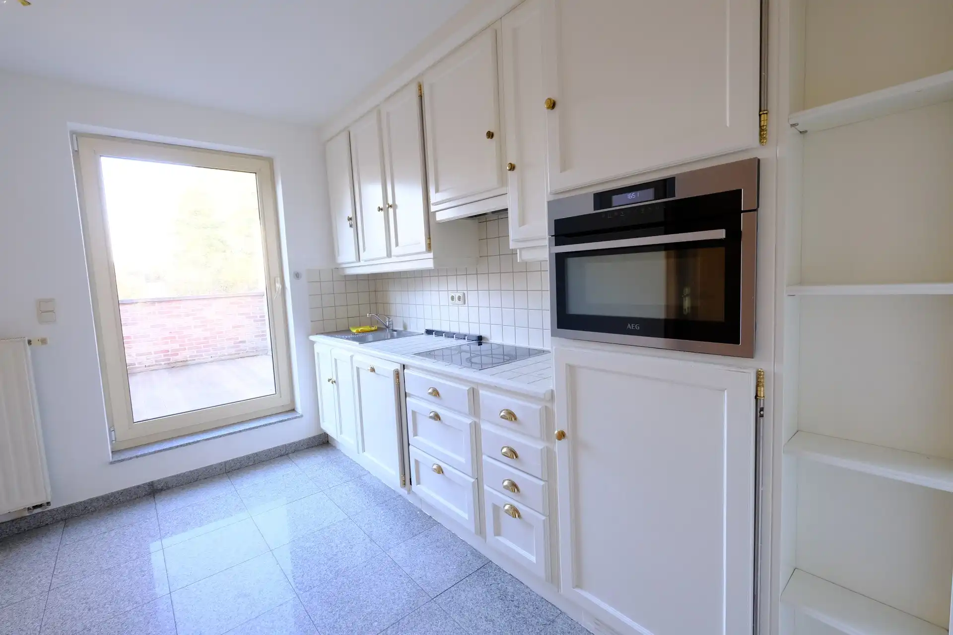 Duplex appartement met 3 slaapkamers in Genk. foto 4