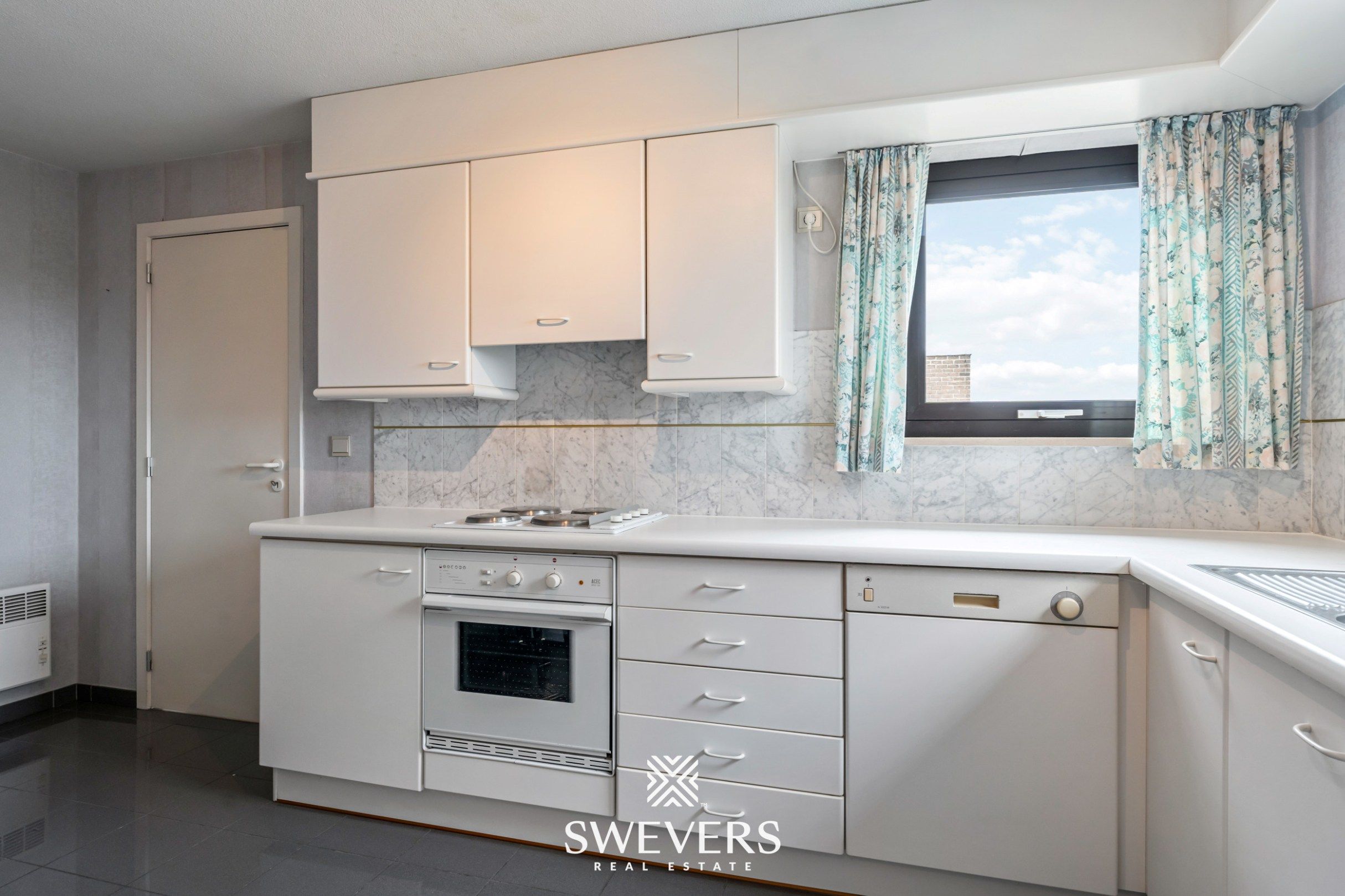 Instapklaar appartement met twee slaapkamers en autostaandplaats foto 8