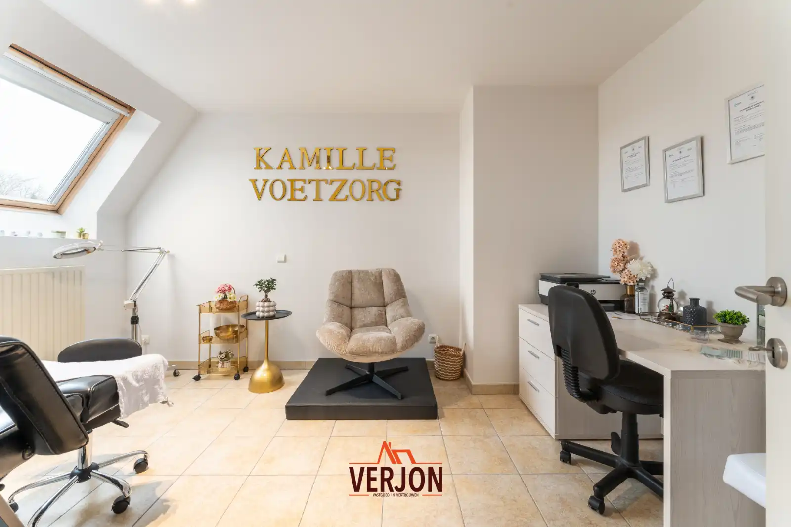 Ruim en gezellig appartement in het centrum van Ardooie! foto 12