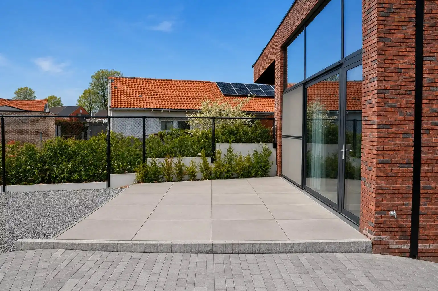 ENERGIEZUINIG EN ZEER KWALITATIEF APPARTEMENT MET 2 SLPK VAN 114,41 M² IN TONGEREN. foto 5