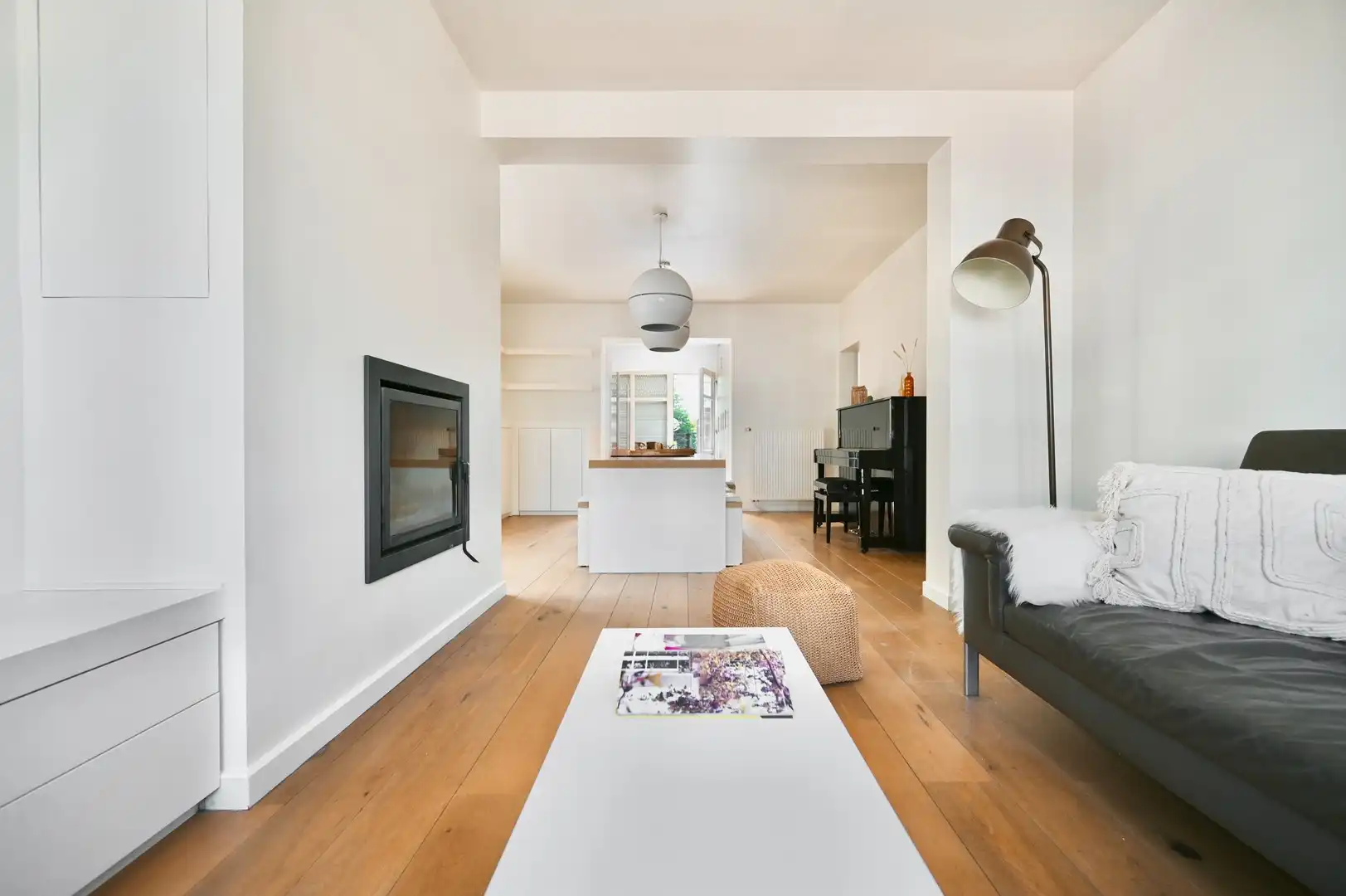 Gezellige 4-slaapkamerwoning met tuin & zwembad foto 14