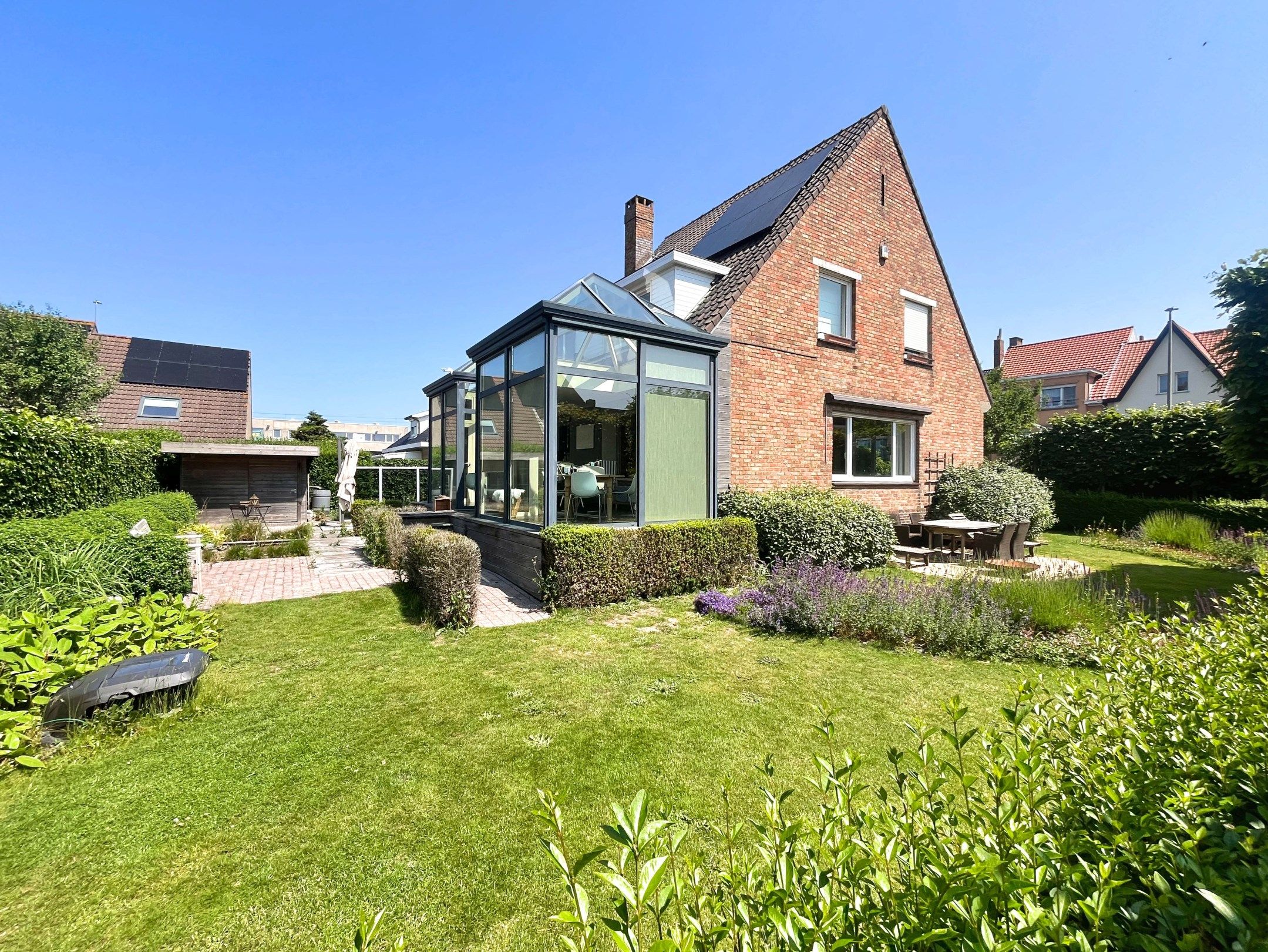 Ruime villa met schitterende tuin te Zeebrugge foto 4