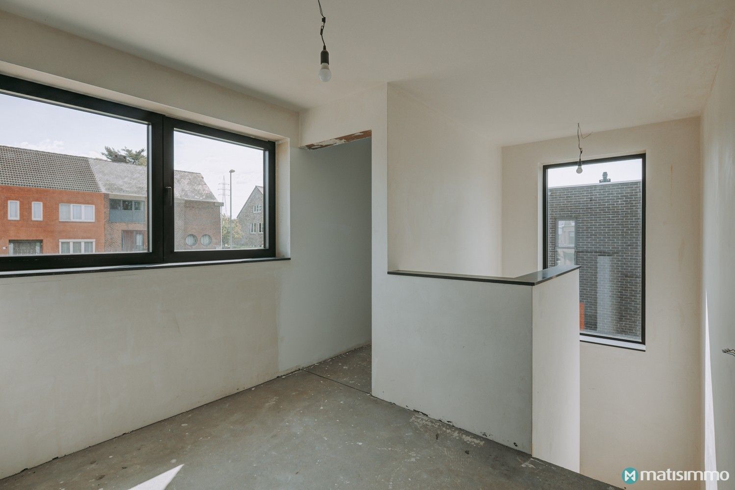 MODERNE NIEUWBOUWWONING MET 3 SLAAPKAMERS, INPANDIGE GARAGE EN VOLLEDIG ONDERKELDERD VLAKBIJ HET CENTRUM VAN BILZEN foto 15